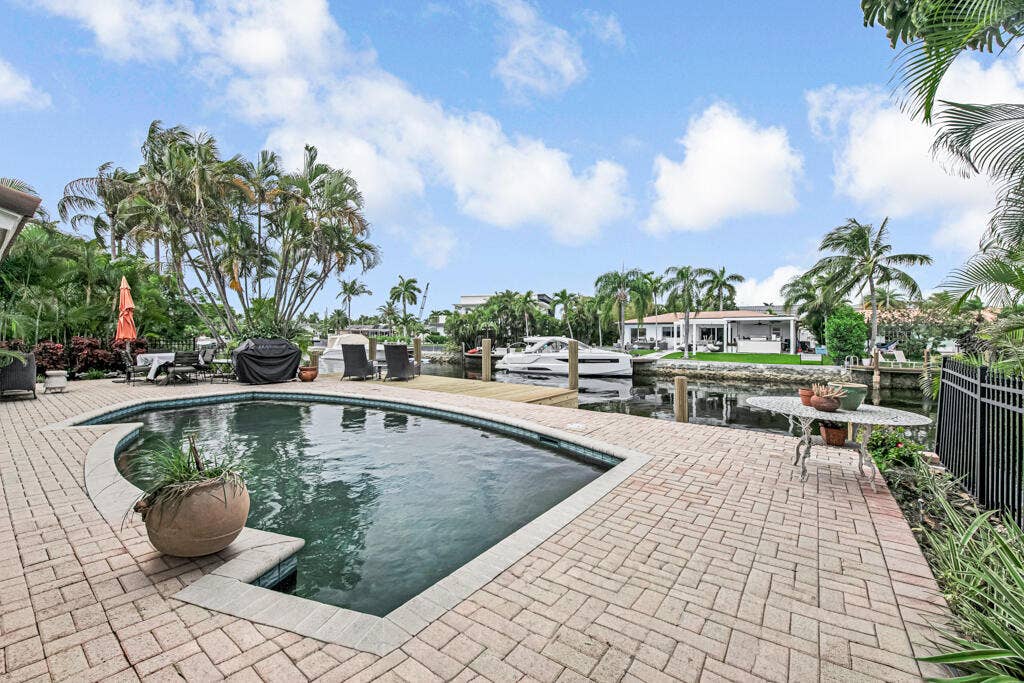 491 SE 16th Avenue, Pompano Beach, FL 33060 48