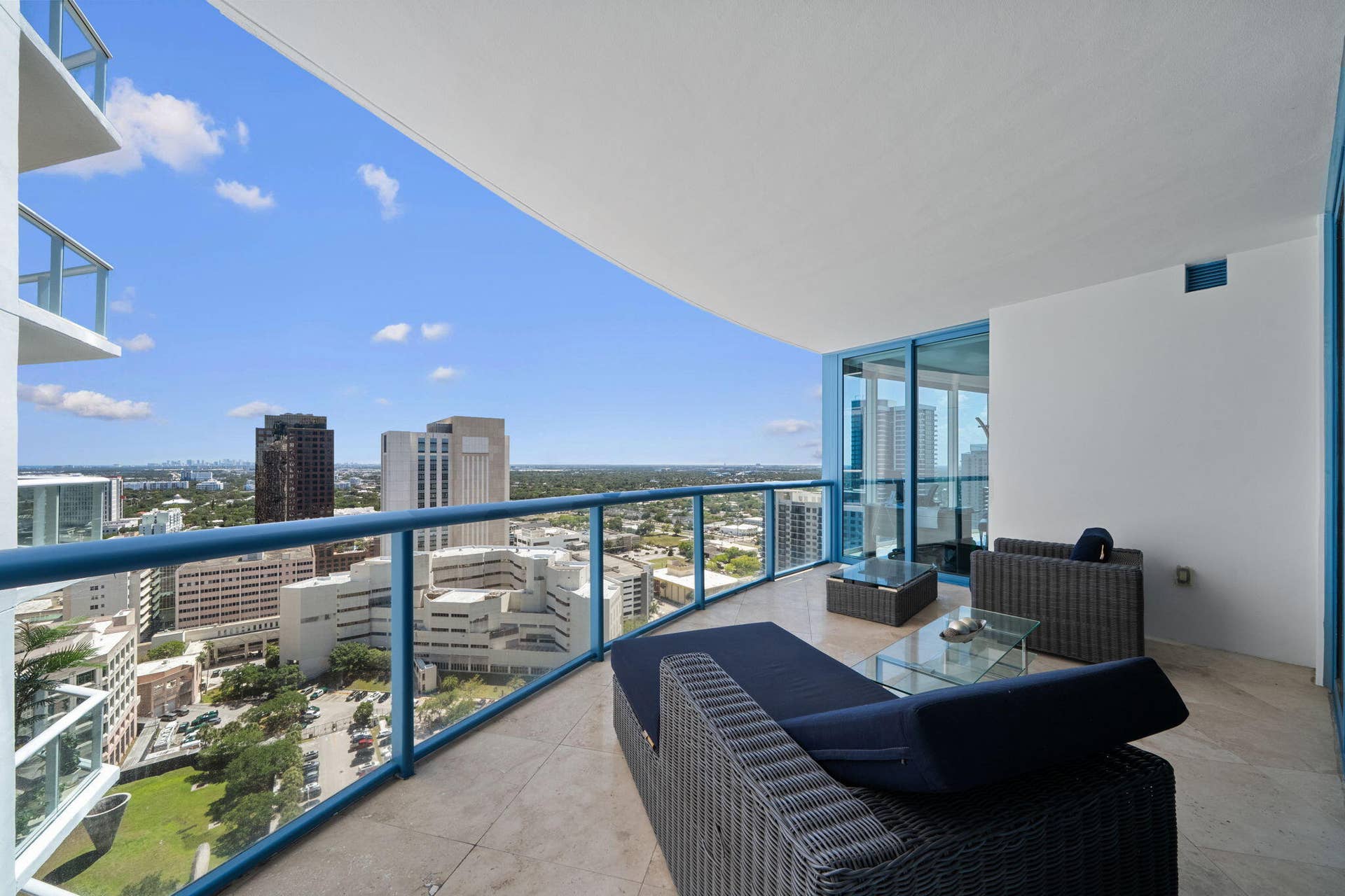 333 Las Olas Way, #2904, Fort Lauderdale, Fort Lauderdale, FL 33301 34-web-or-mls-A7R09180 copy