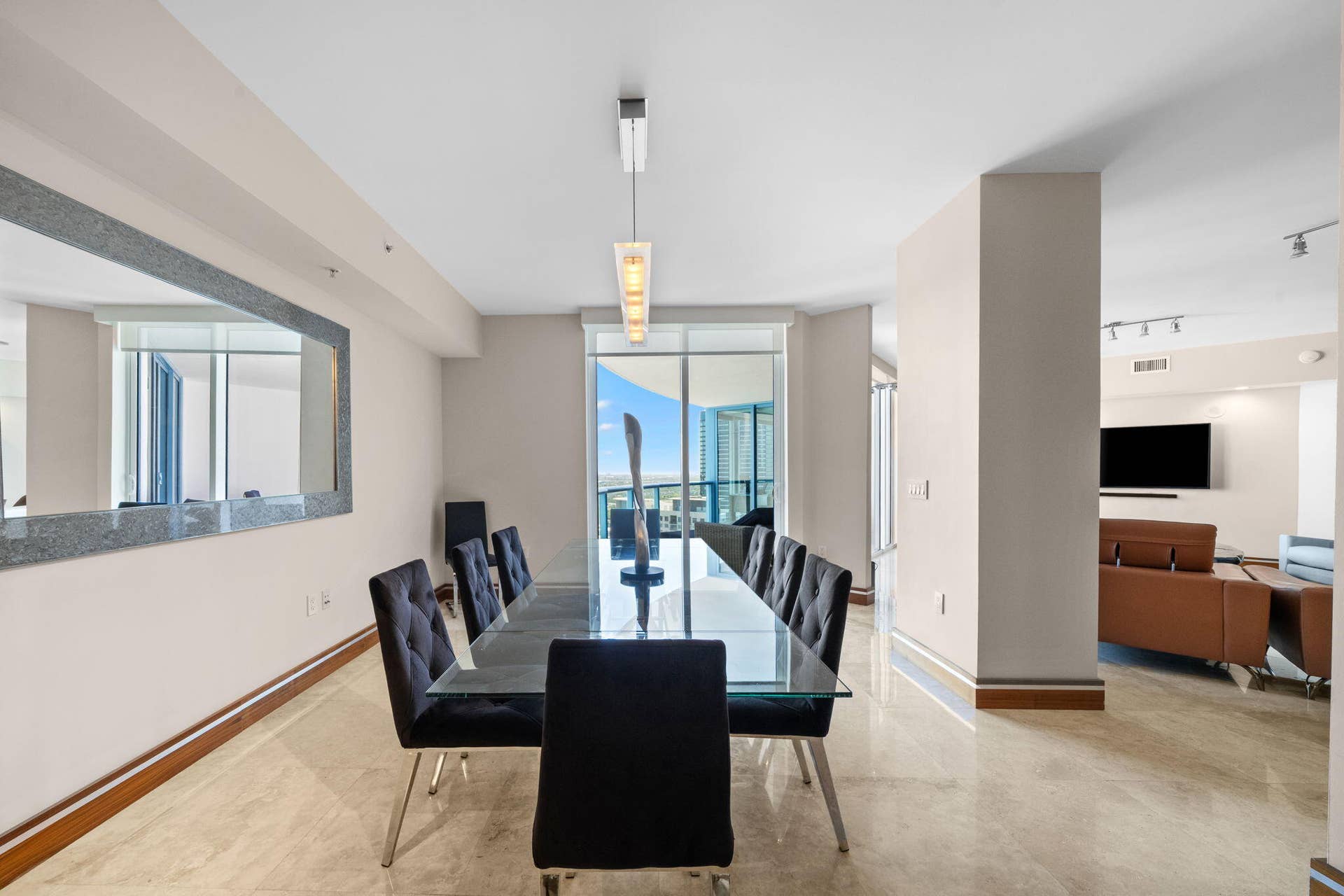 333 Las Olas Way, #2904, Fort Lauderdale, Fort Lauderdale, FL 33301 6-web-or-mls-A7R09268 copy