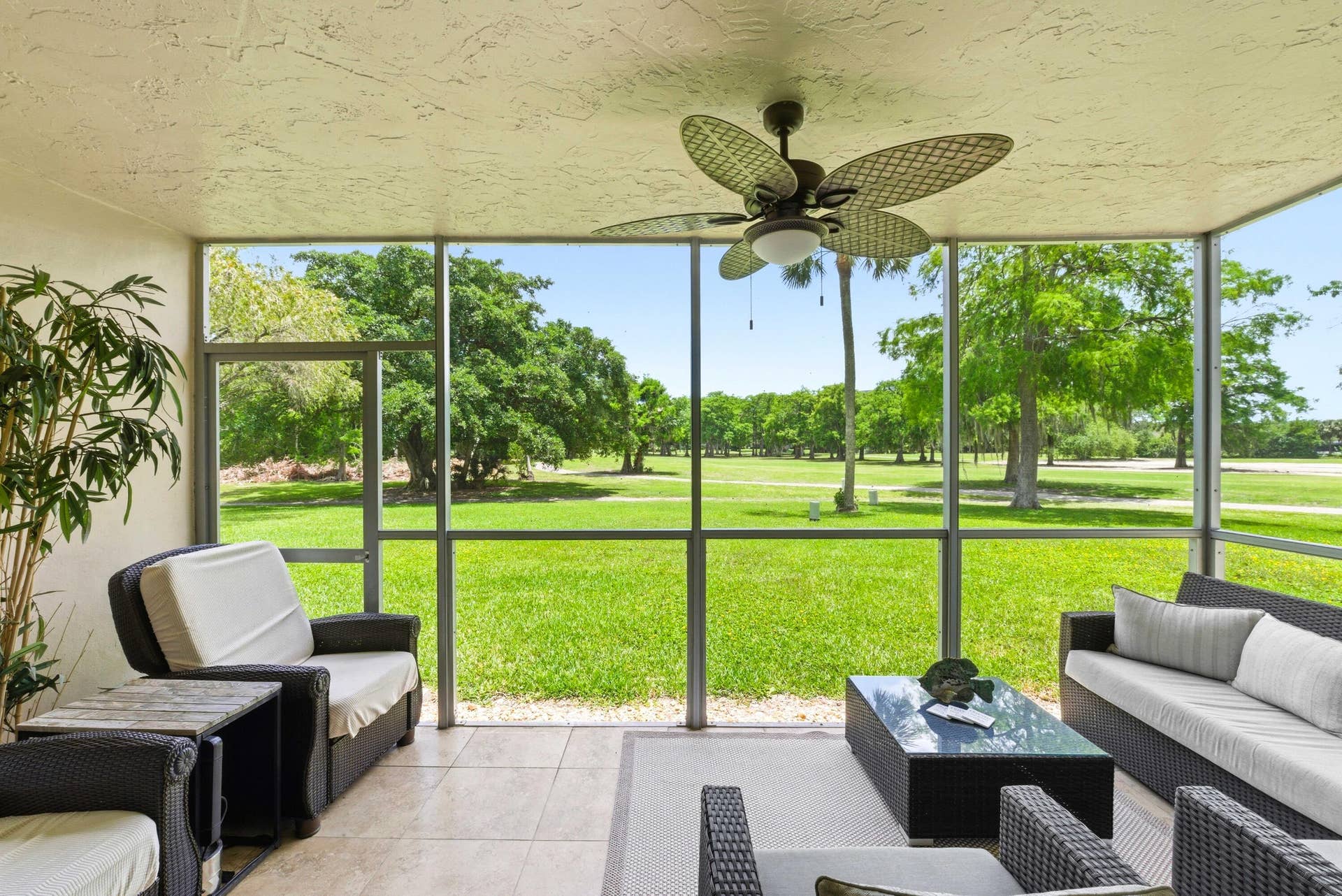 3800 Oaks Clubhouse Drive, #106, Pompano Beach, FL 33069 3800 Oaks Clubhouse Dr U106_019