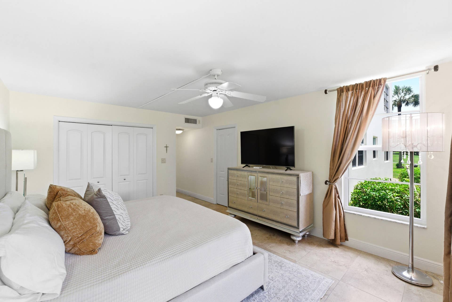 3800 Oaks Clubhouse Drive, #106, Pompano Beach, FL 33069 3800 Oaks Clubhouse Dr U106_039