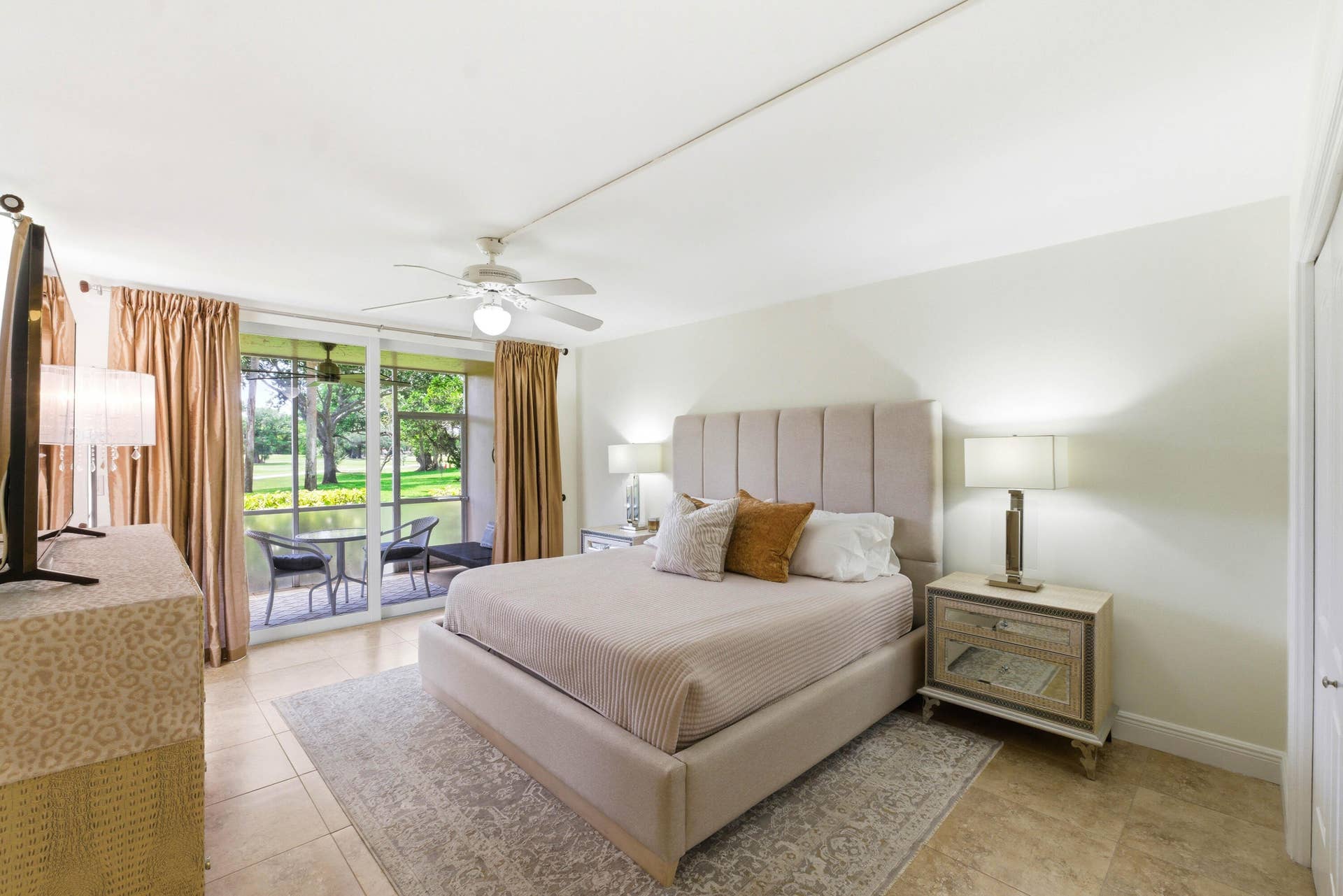 3800 Oaks Clubhouse Drive, #106, Pompano Beach, FL 33069 3800 Oaks Clubhouse Dr U106_036