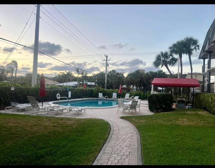 4013 N Ocean Drive N, #109, Lauderdale By The Sea, FL 33308 Pool and Patio Areas