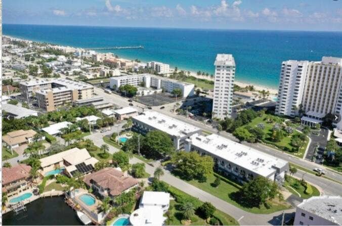4013 N Ocean Drive N, #109, Lauderdale By The Sea, FL 33308 Aerial View of Building and Area