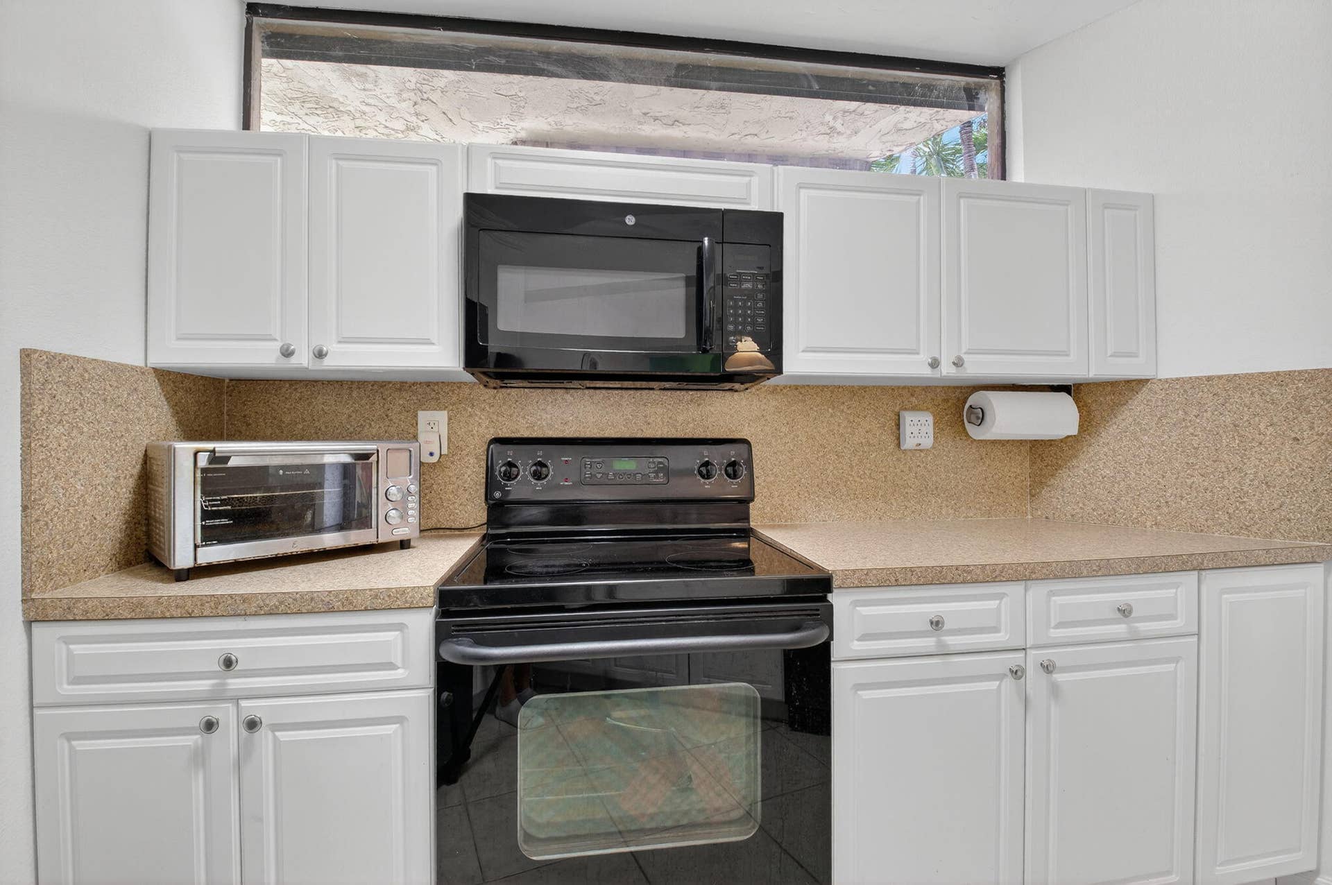 8057 Severn Drive, #A, Boca Raton, FL 33433 Kitchen