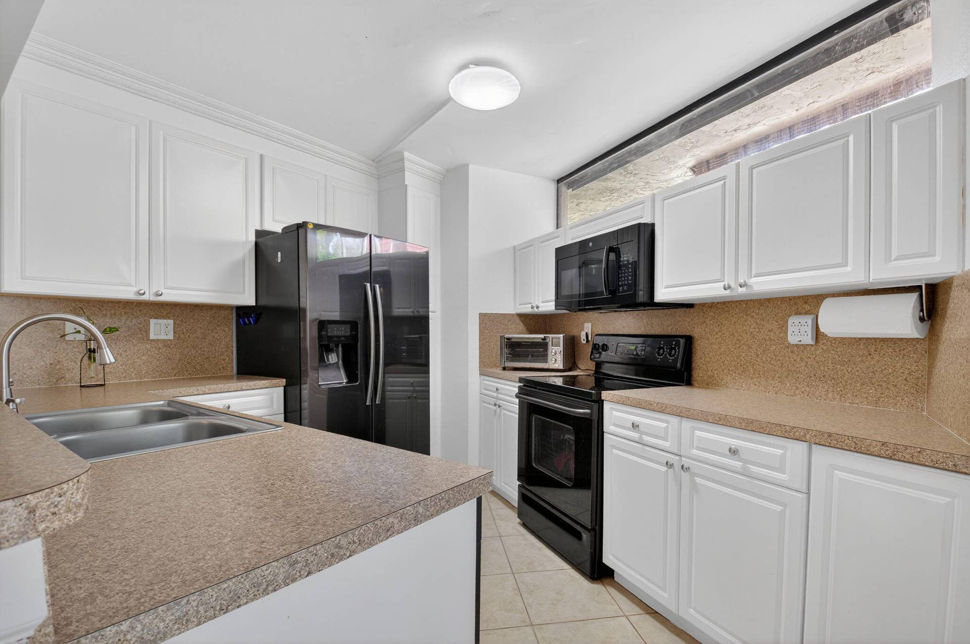 8057 Severn Drive, #A, Boca Raton, FL 33433 Kitchen