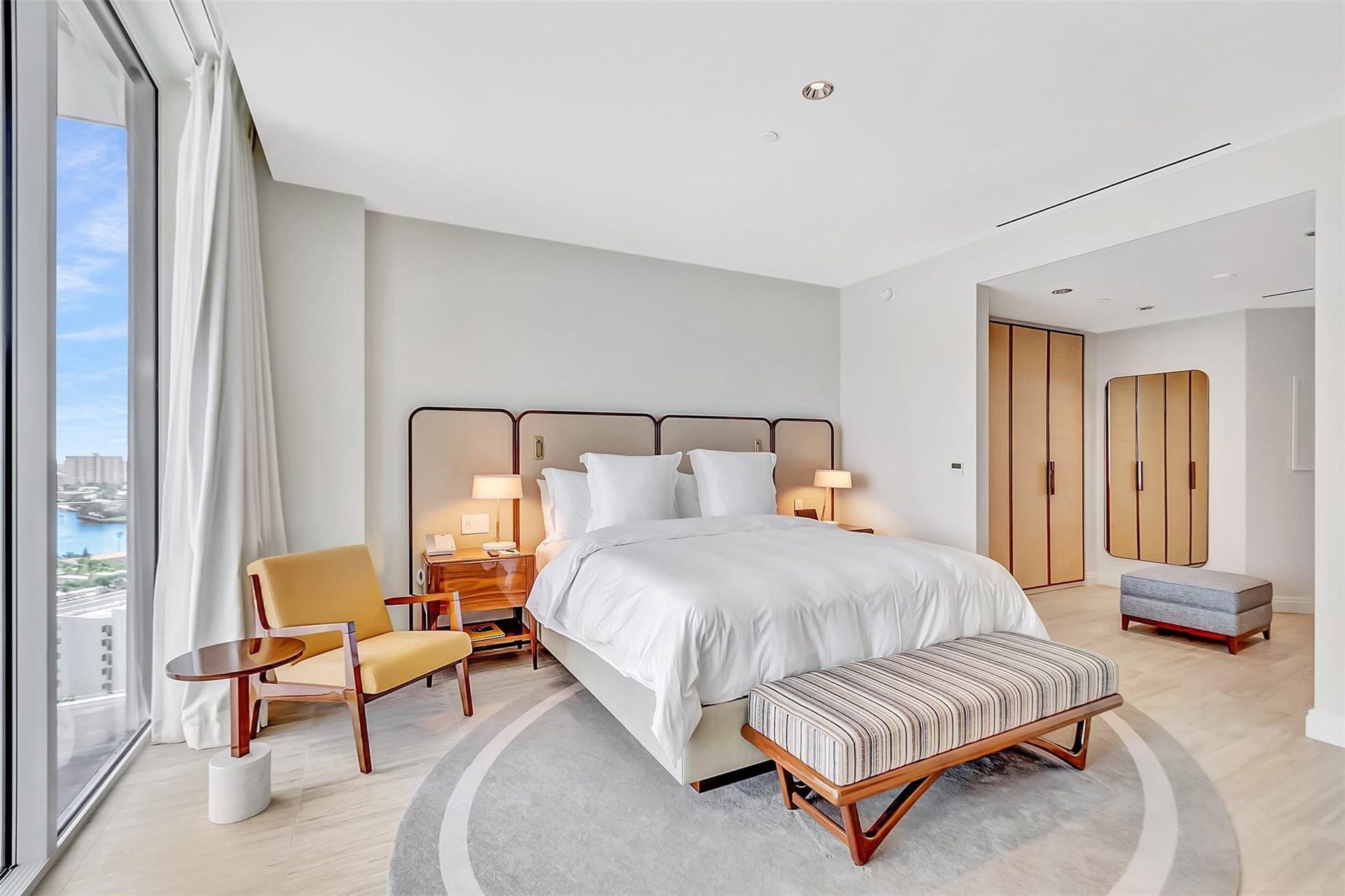 525 N Fort Lauderdale Beach Boulevard, #1607, Fort Lauderdale, FL 33304 Luxurious King Size Master Suite with Ocean Views.