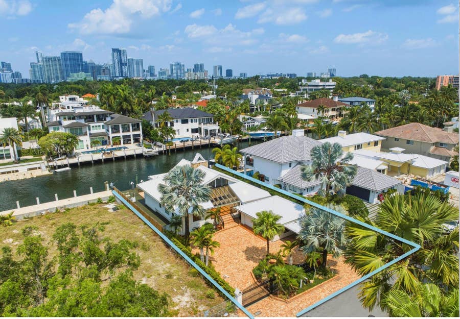 Property photo for 449 Bontona Avenue, Fort Lauderdale, FL