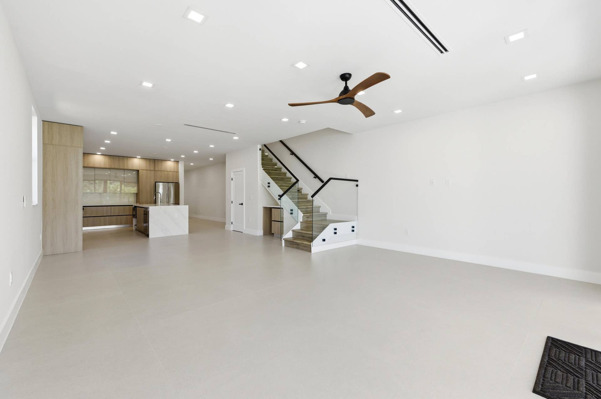 819 SW 1st Street, Fort Lauderdale, FL 33312 19