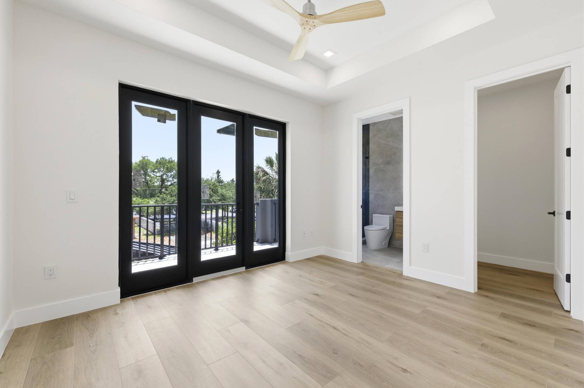 819 SW 1st Street, Fort Lauderdale, FL 33312 29