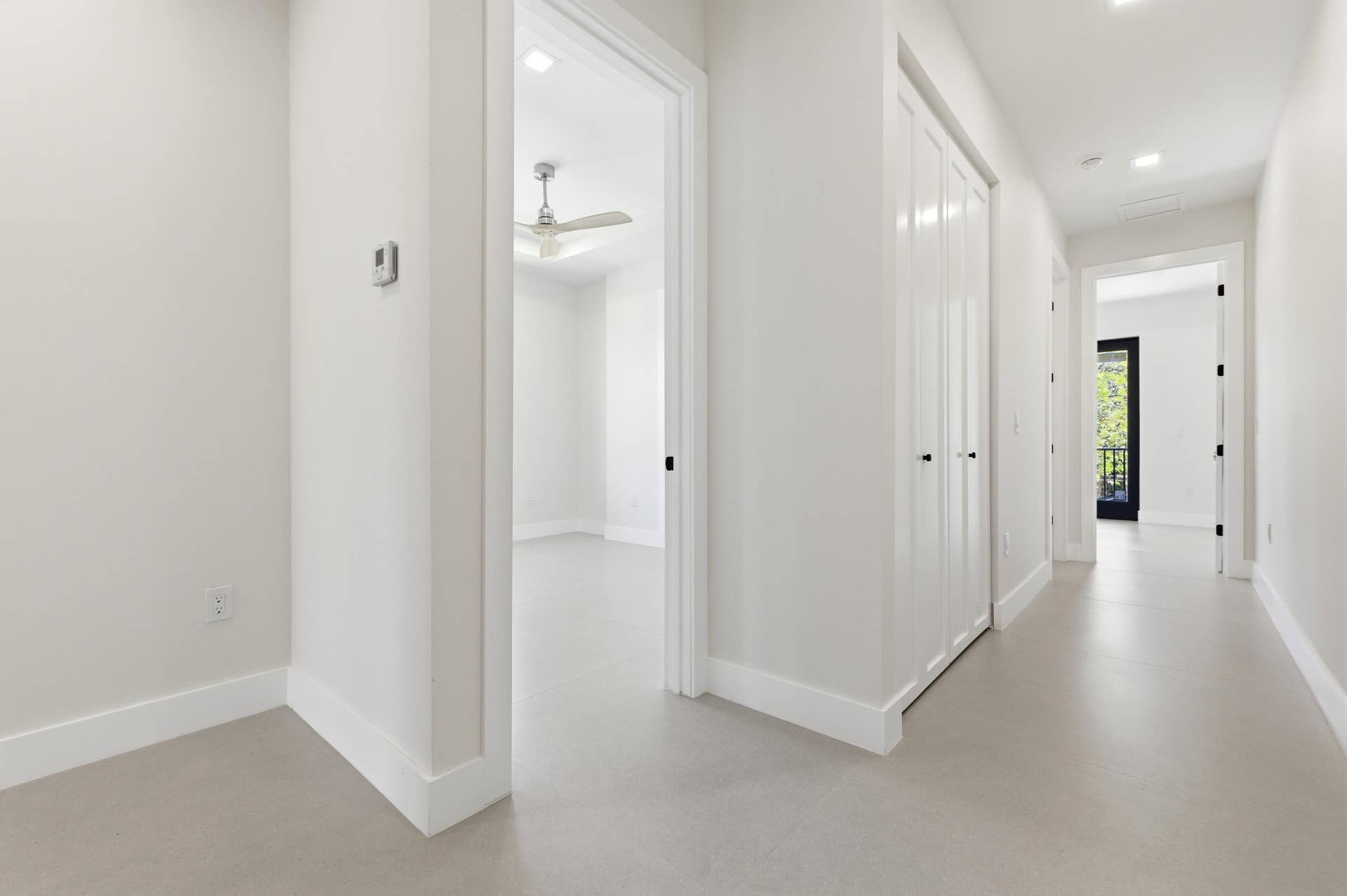 819 SW 1st Street, Fort Lauderdale, FL 33312 21