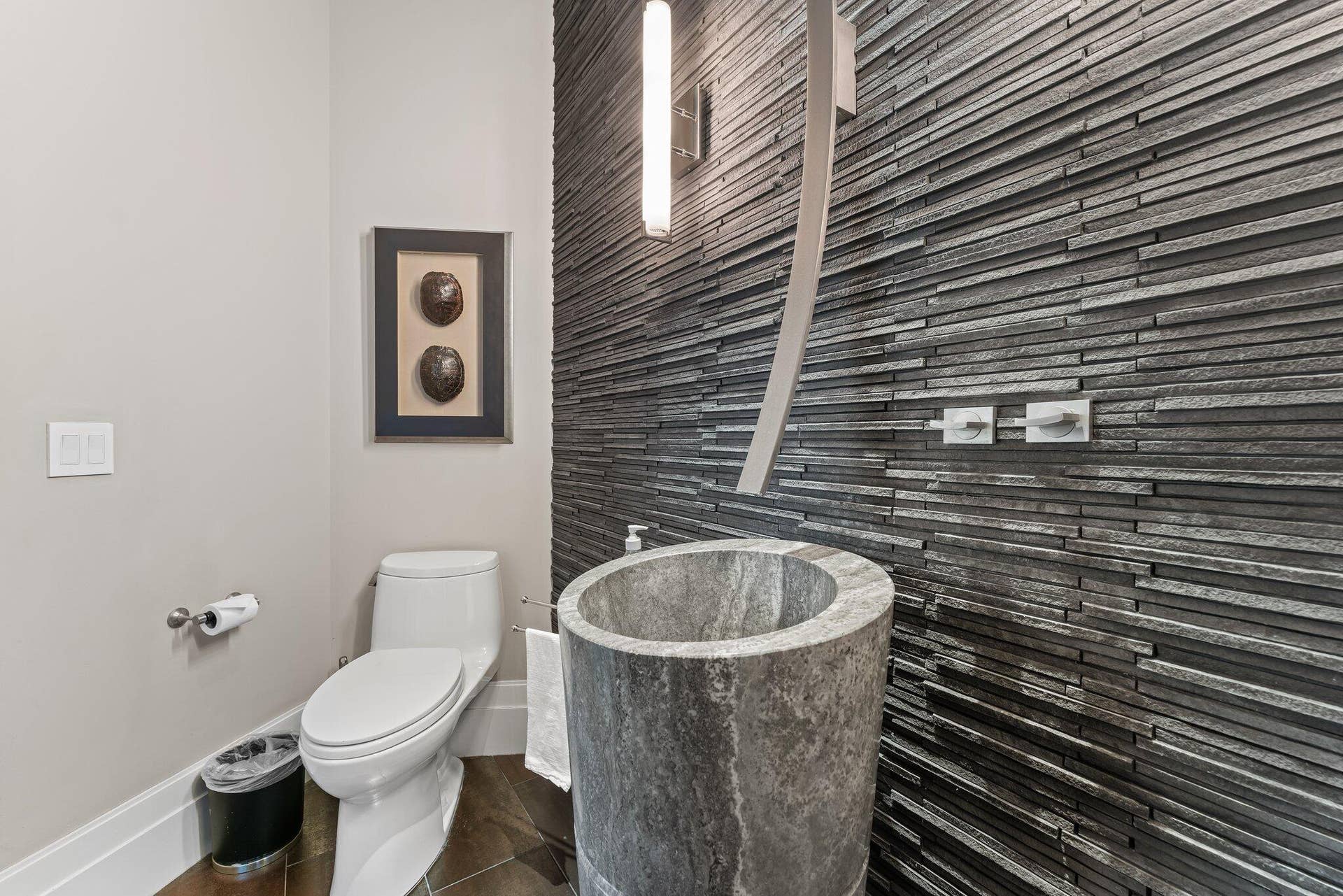 232 Bears Club Drive, Jupiter, FL 33477 Cabana Bath