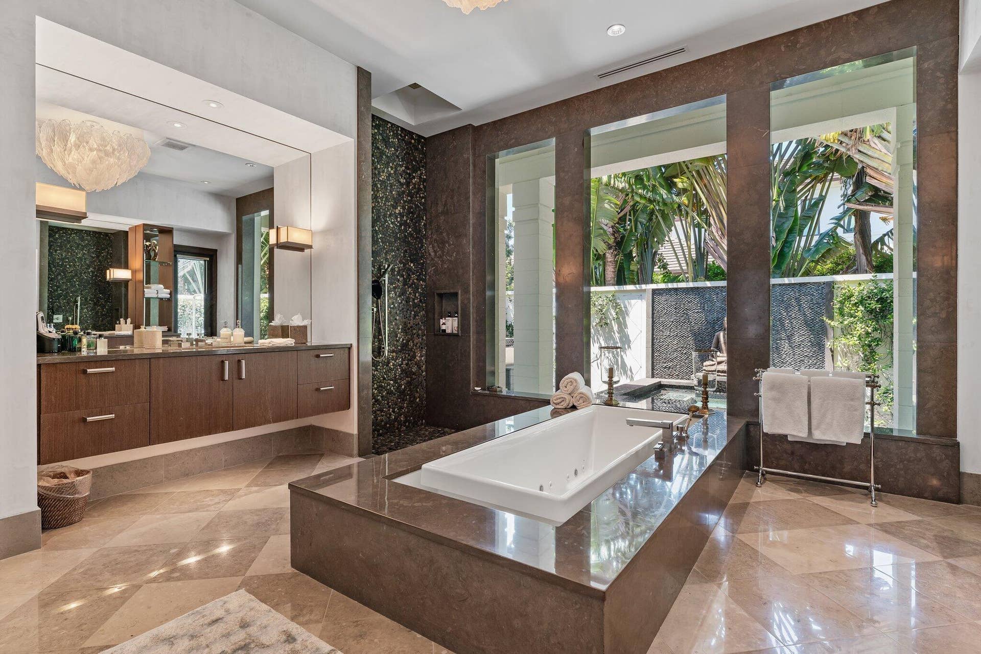 232 Bears Club Drive, Jupiter, FL 33477 Primary Bath
