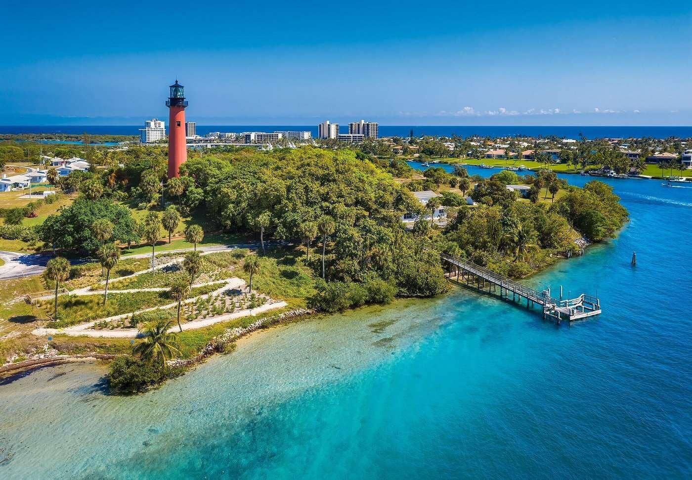 226 Moccasin Trail W, Jupiter, FL 33458 Nearby Jupiter Lighthouse