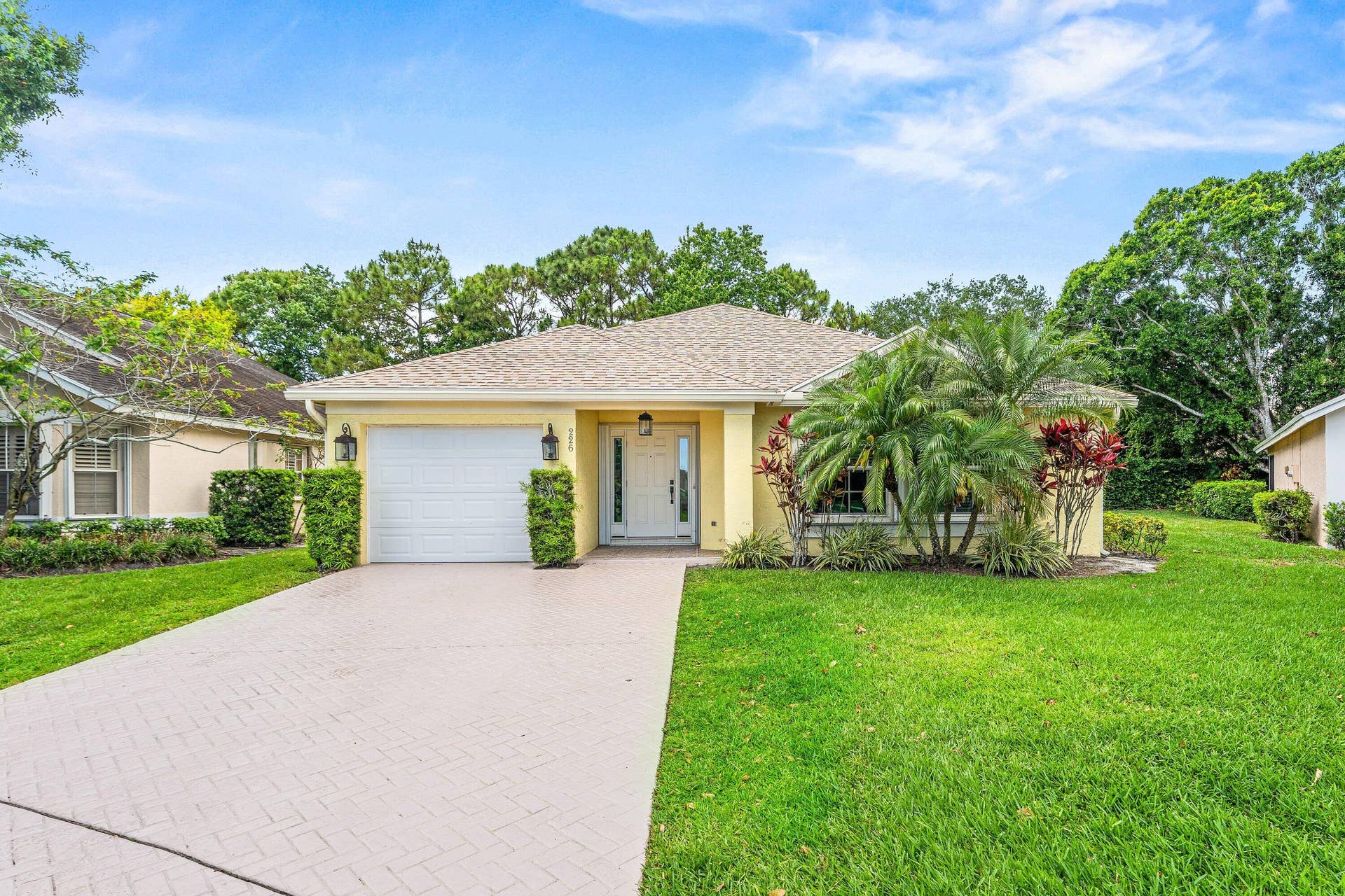 226 Moccasin Trail W, Jupiter, FL 33458 226 Moccasin