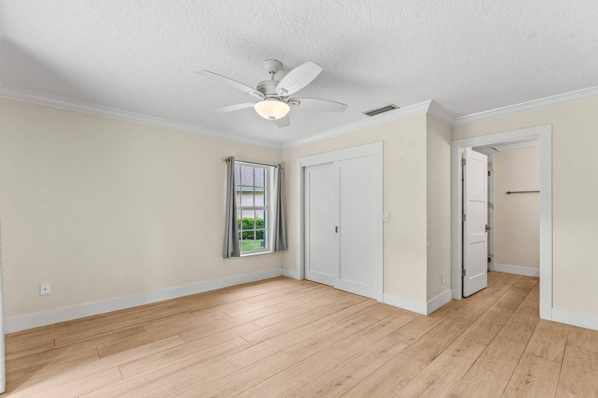 226 Moccasin Trail W, Jupiter, FL 33458 Primary Bedroom