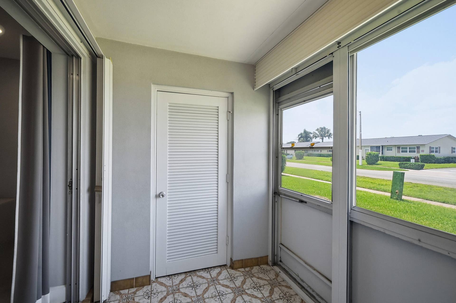 2680 Barkley Drive E, #C, West Palm Beach, FL 33415 17_ra1_4168