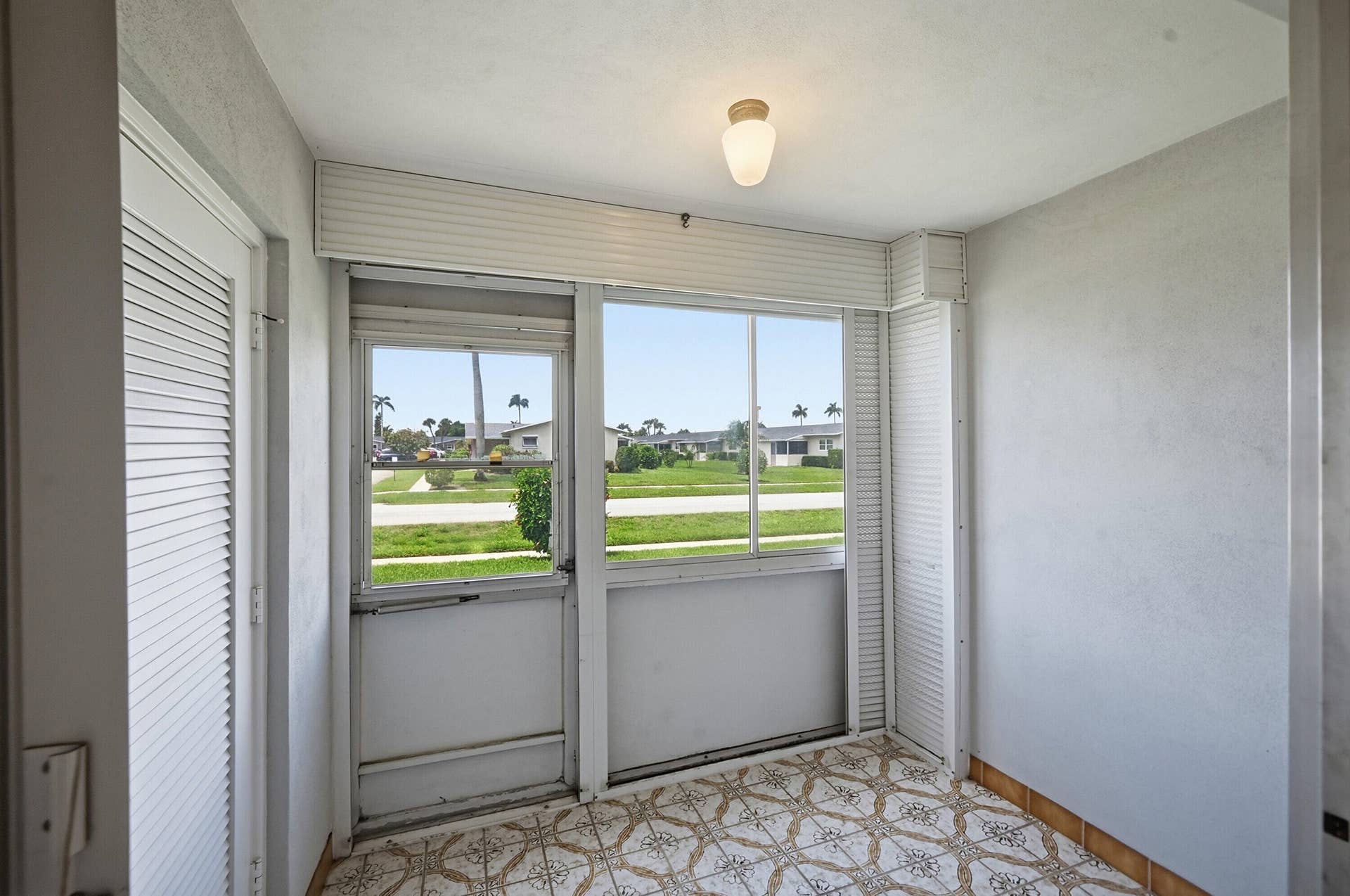 2680 Barkley Drive E, #C, West Palm Beach, FL 33415 16_ra1_4163