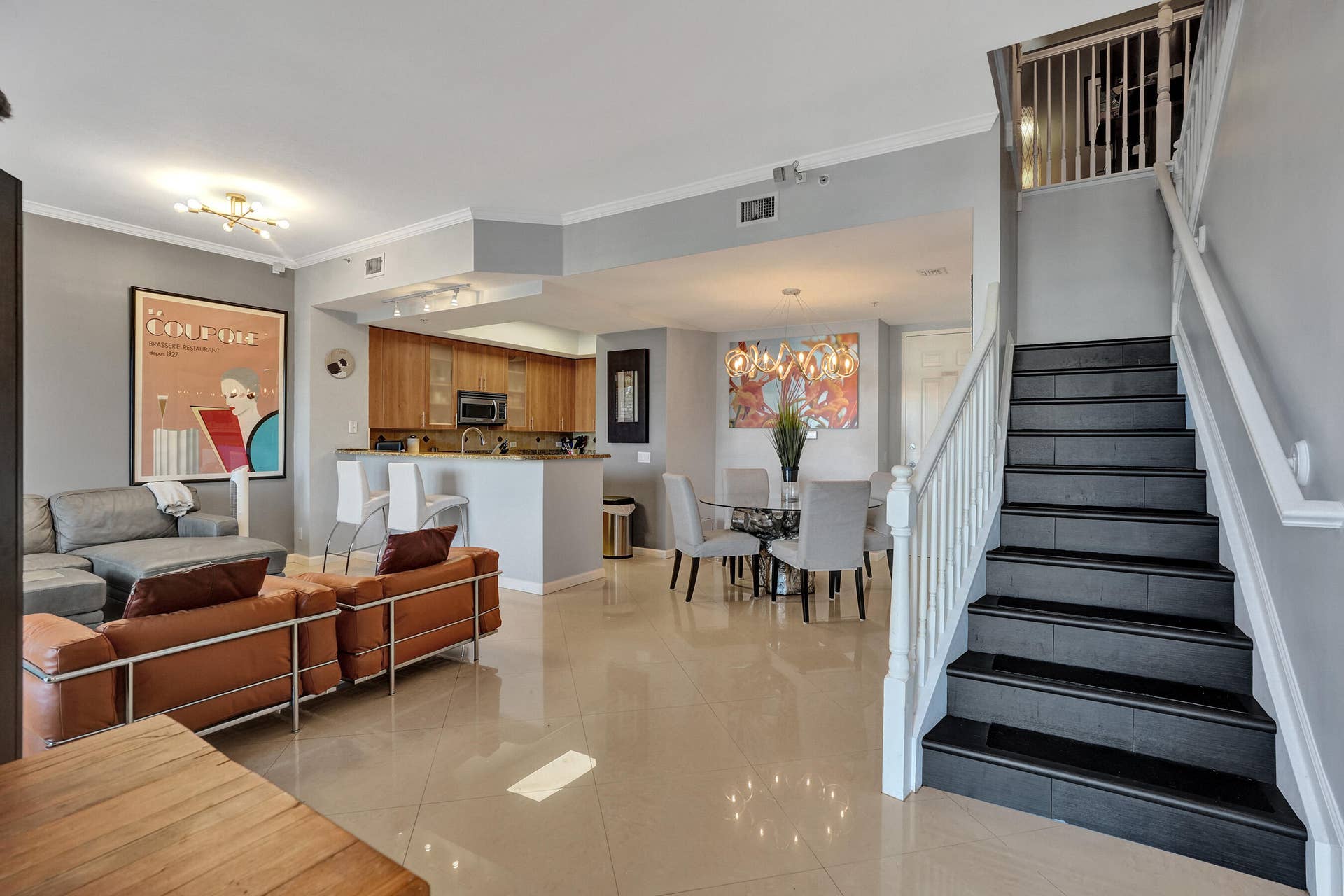 2625 NE 14th Avenue, #114, Wilton Manors, FL 33334 Entry