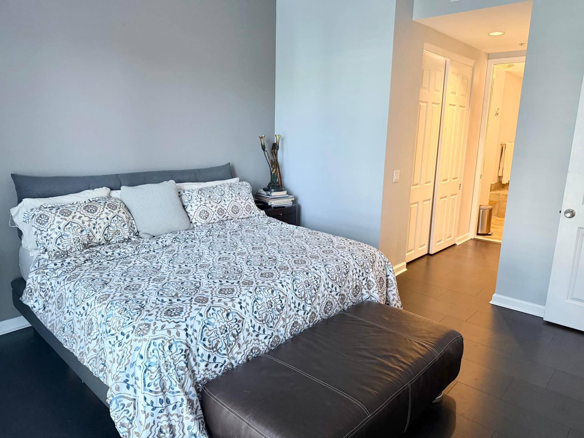 2625 NE 14th Avenue, #114, Wilton Manors, FL 33334 Primary bedroom