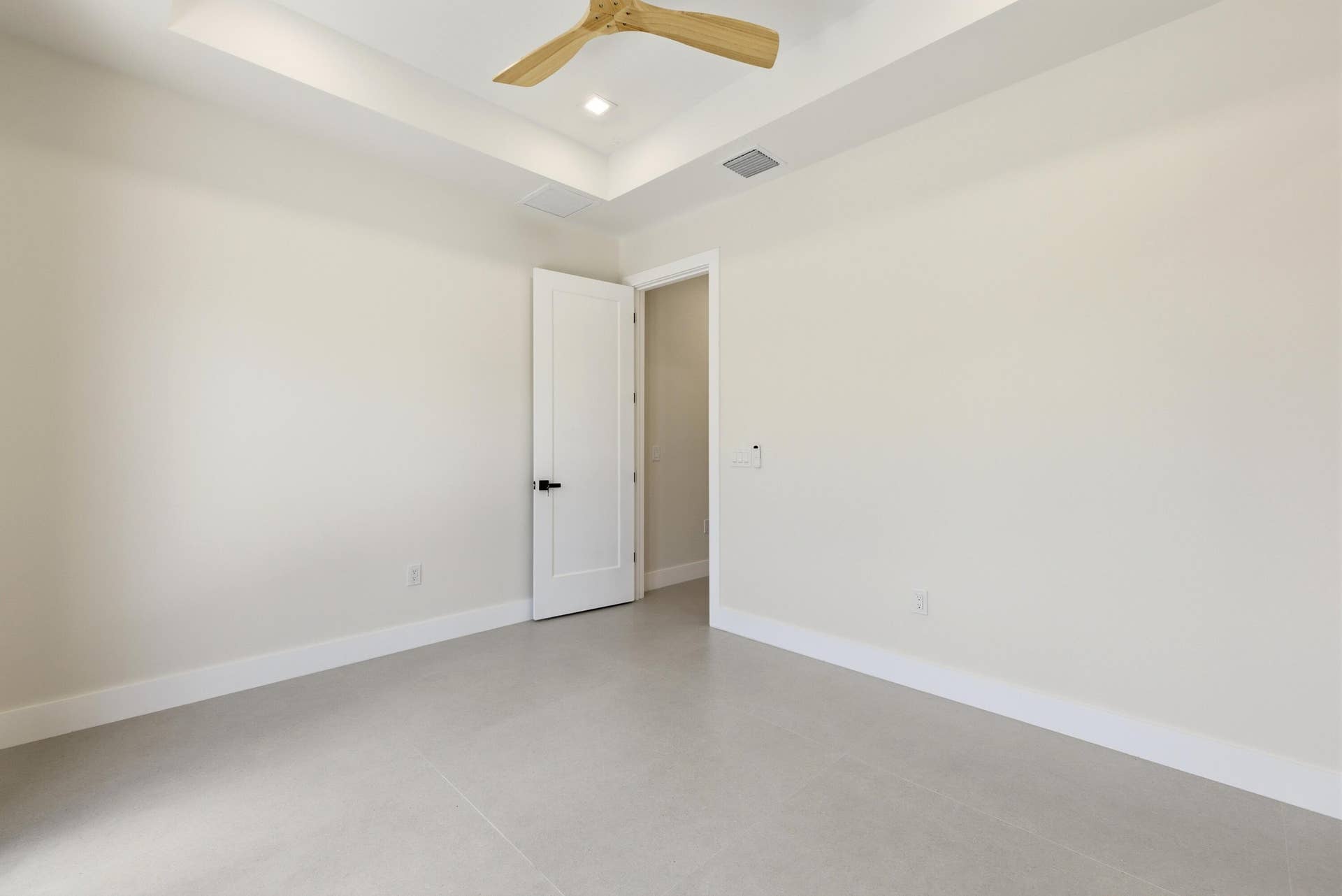 821 SW 1st Street, Fort Lauderdale, FL 33312 31