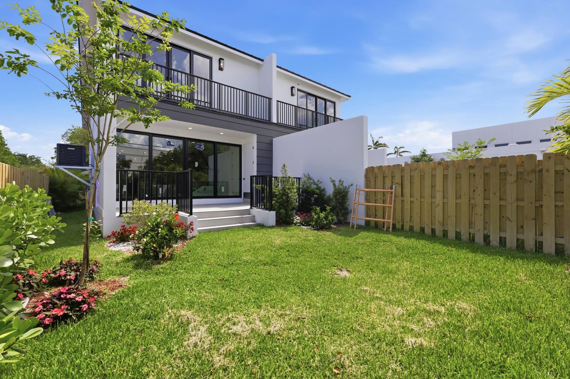 821 SW 1st Street, Fort Lauderdale, FL 33312 36