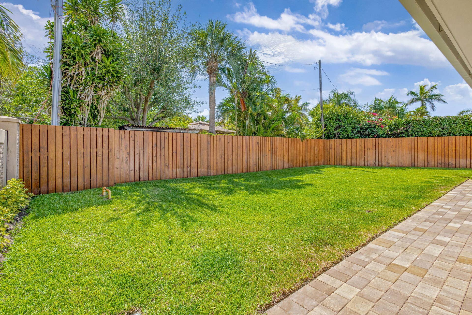 12952 Drayton Road SE, North Palm Beach, FL 33408 91-web-or-mls-5D1A8876_HDR