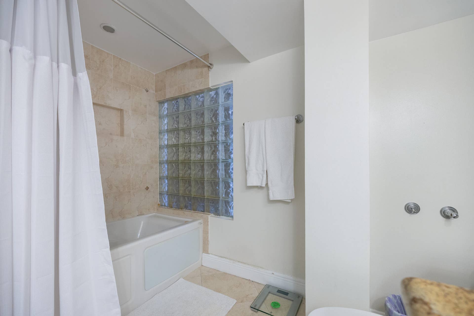 3211 Seaward Drive -25