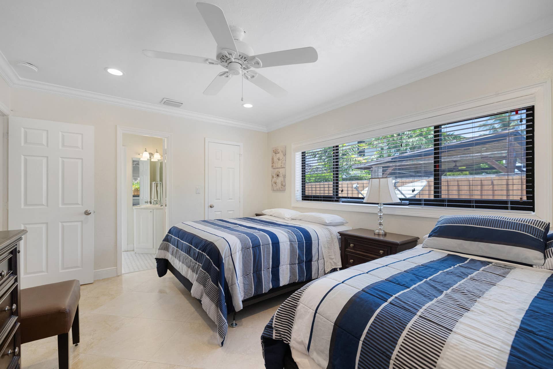 3211 Seaward Drive -13