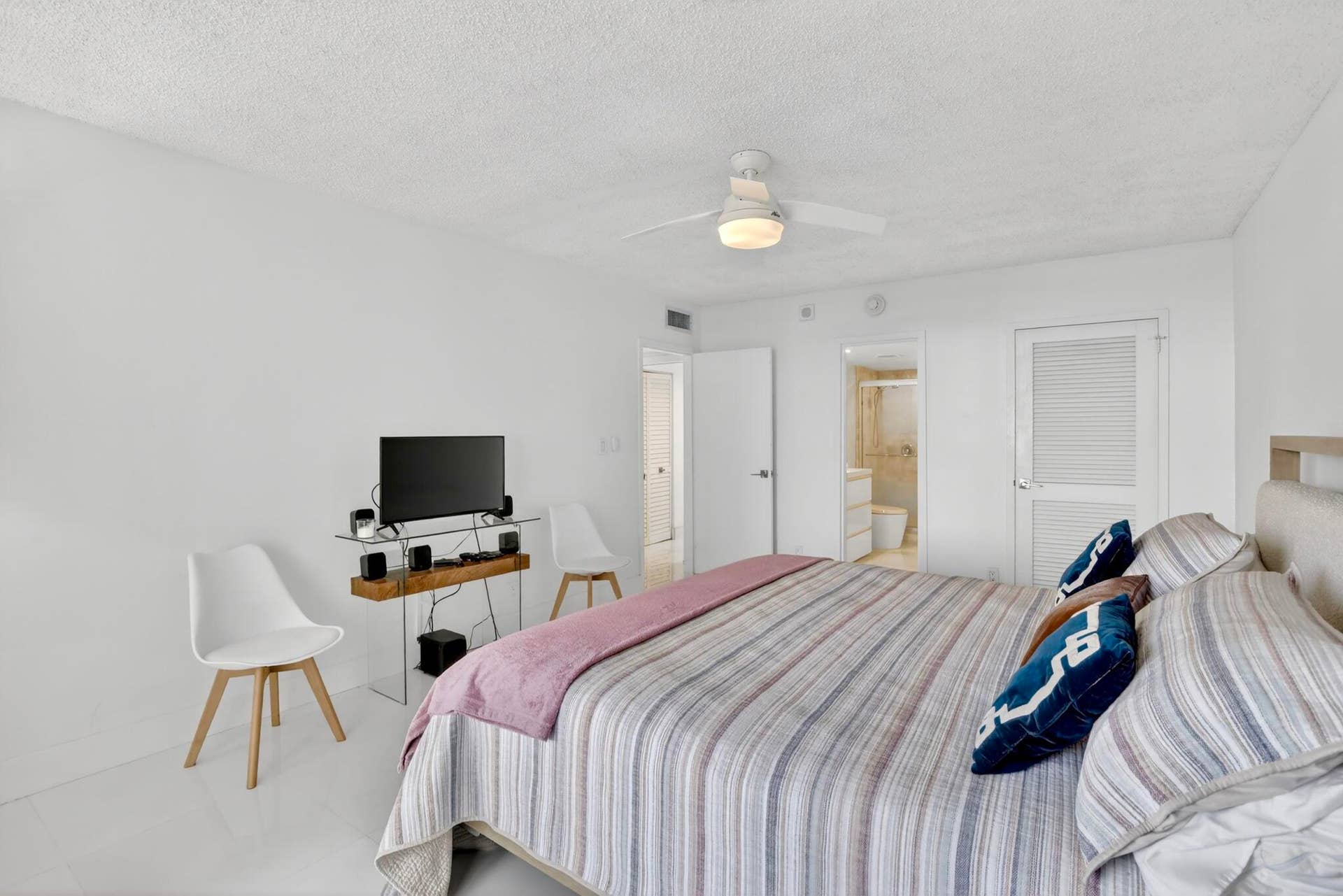 1170 N Federal Highway, #501, Fort Lauderdale, Fort Lauderdale, FL 33304 34-web-or-mls-_A7A4761