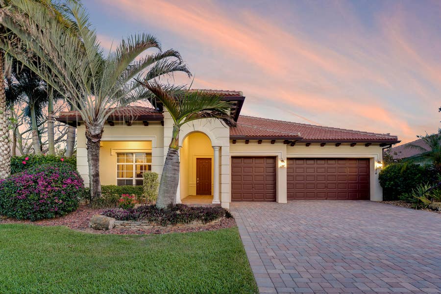 Property photo for 124 Casa Circle, Jupiter, FL