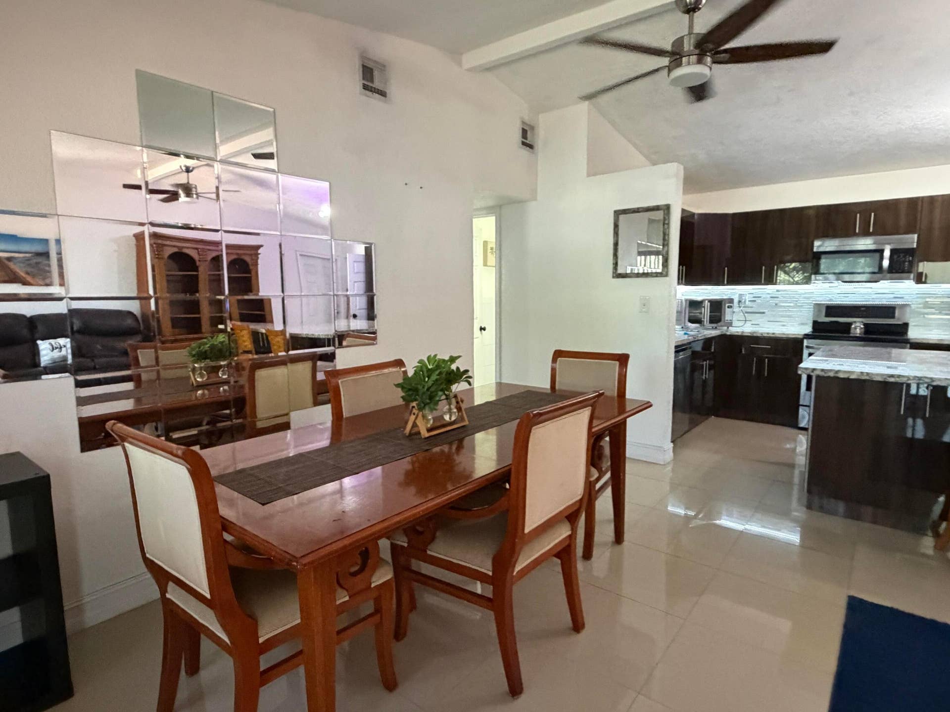 1117 SW 22nd Avenue, Fort Lauderdale, FL 33312 dining / kitchen