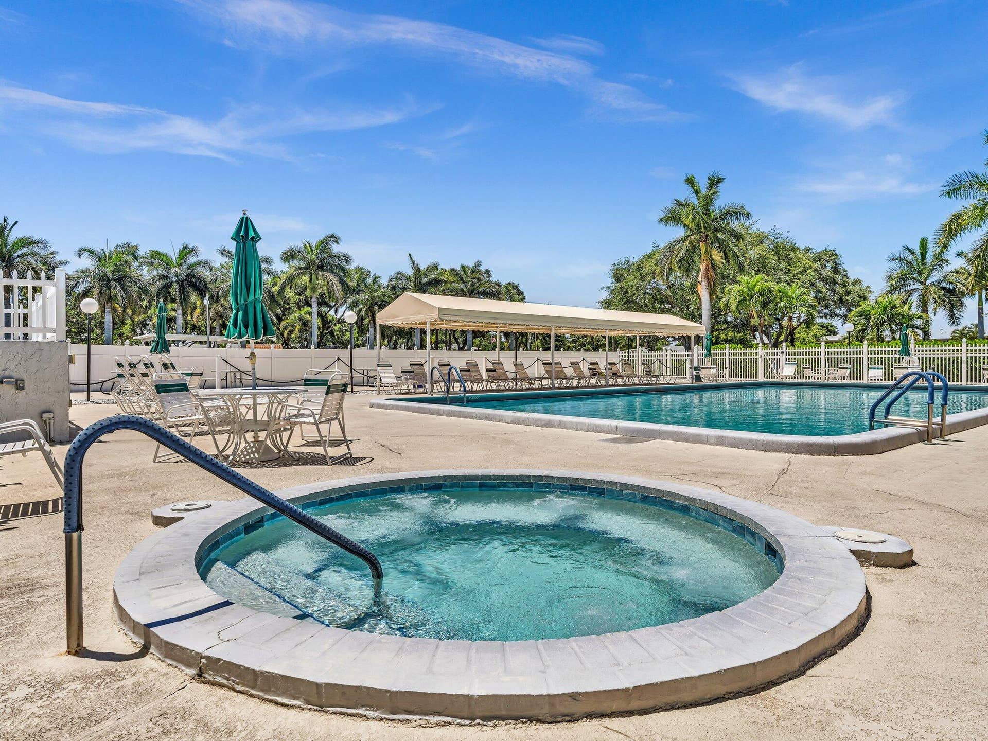 1610 NW 18th Avenue, #96d, Delray Beach, FL 33445 Hot Tub