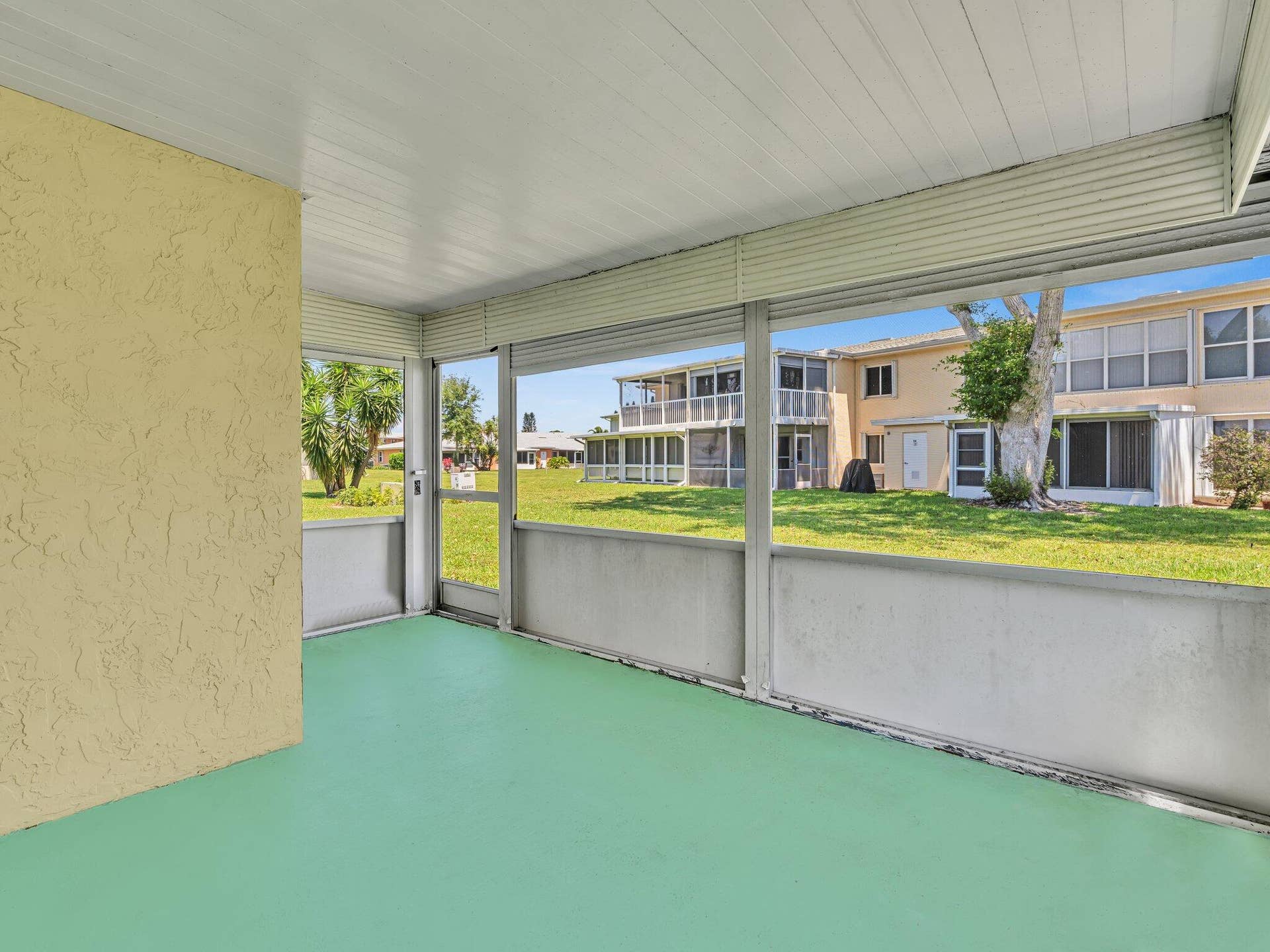1610 NW 18th Avenue, #96d, Delray Beach, FL 33445 Porch
