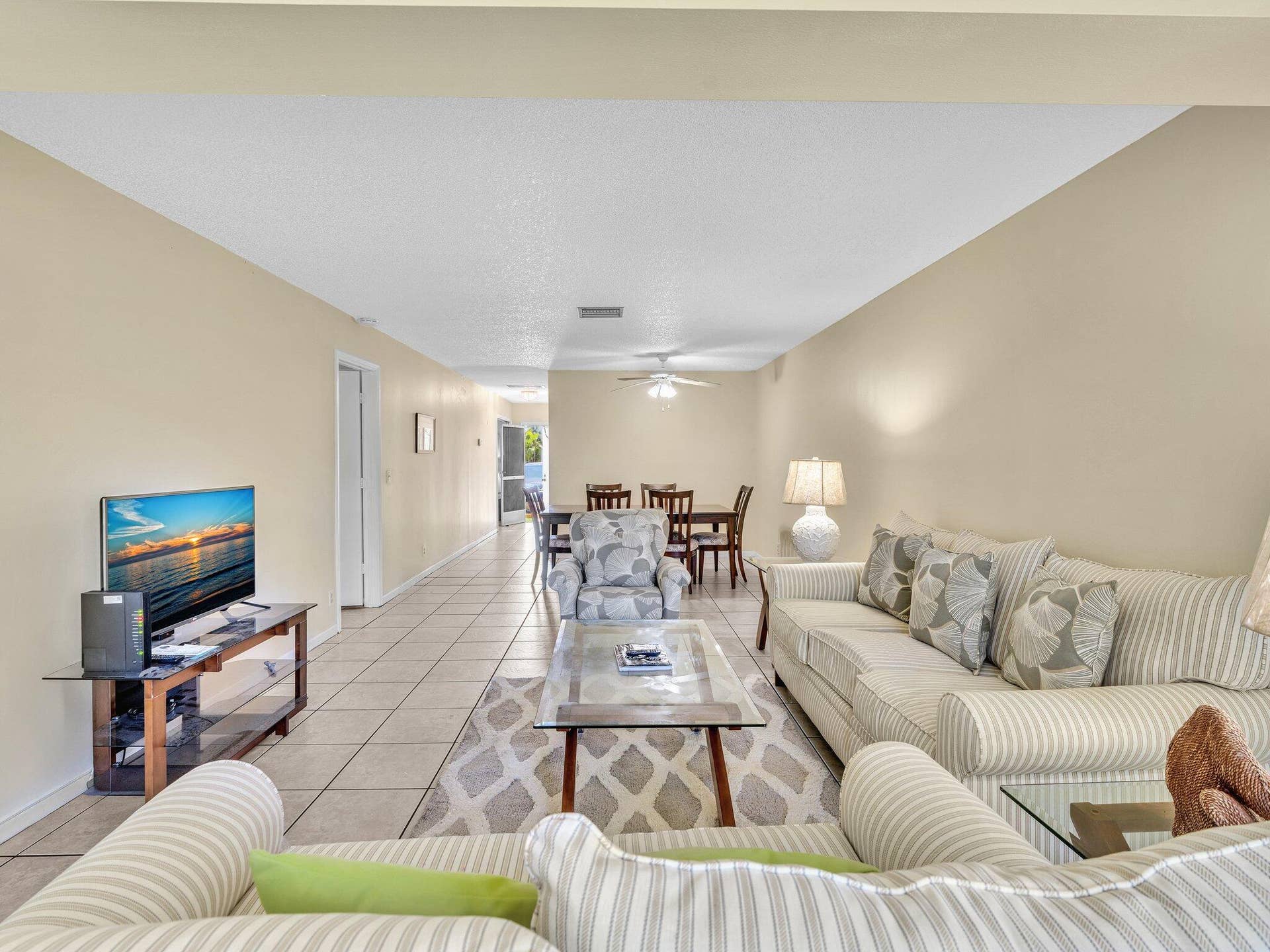 1610 NW 18th Avenue, #96d, Delray Beach, FL 33445 Open Floor Plan