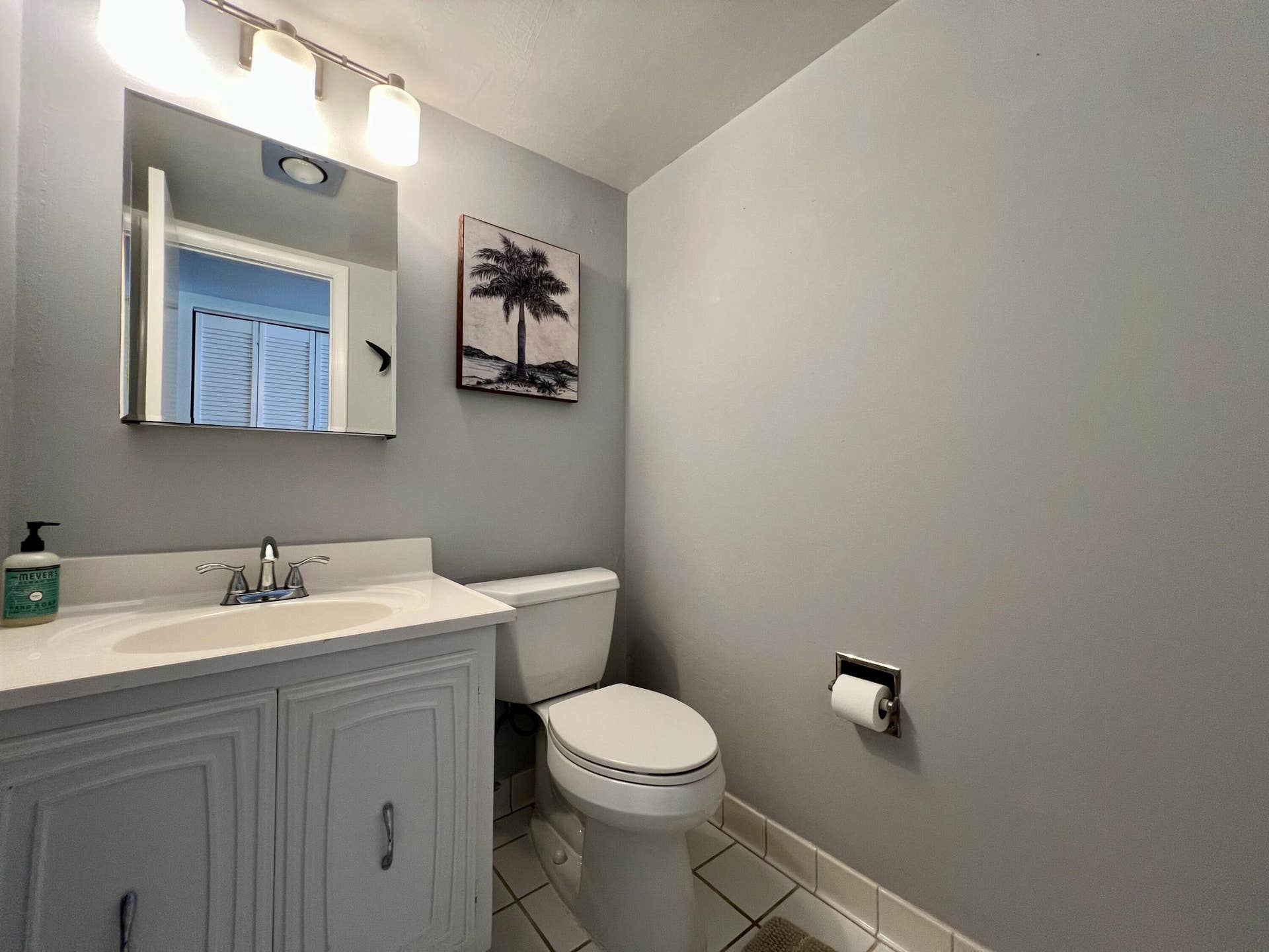4201 S Ocean Boulevard, #M5, South Palm Beach, FL 33480 Half Bath