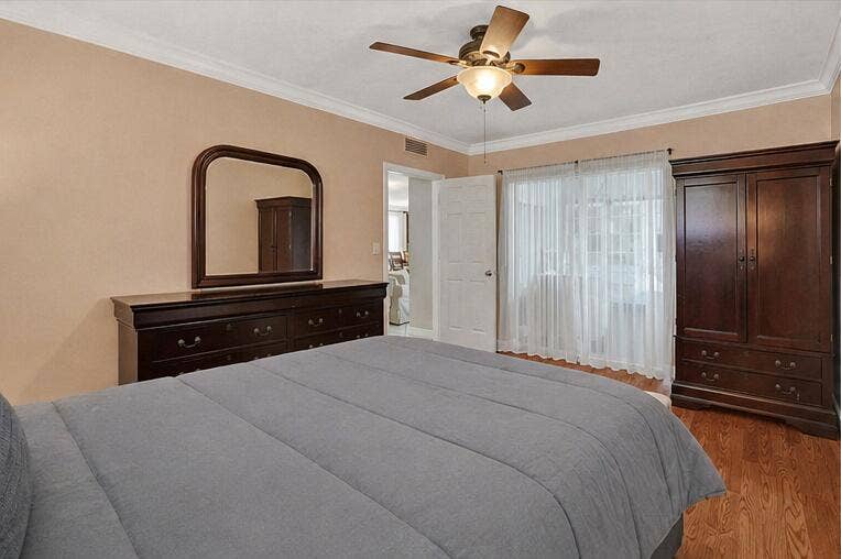 bedroom_neat_3