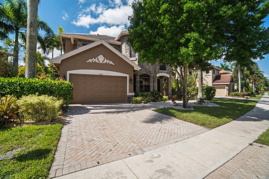 Property photo for 3483 Collonade Drive, Wellington, FL