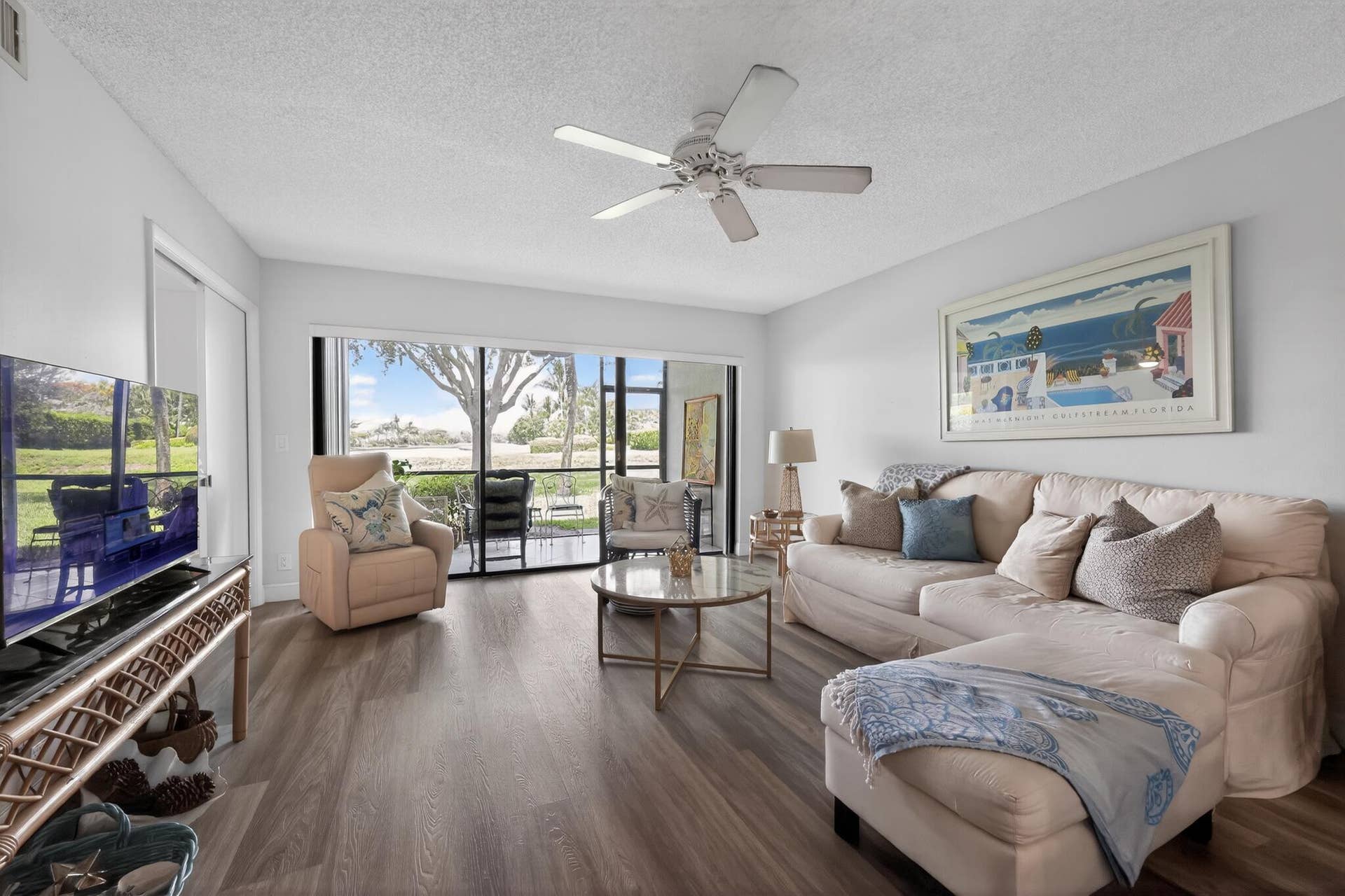 2898 SW 22nd Circle, #231c, Delray Beach, FL 33445 14_2898_SW_22nd_Cir-Living_room-0034