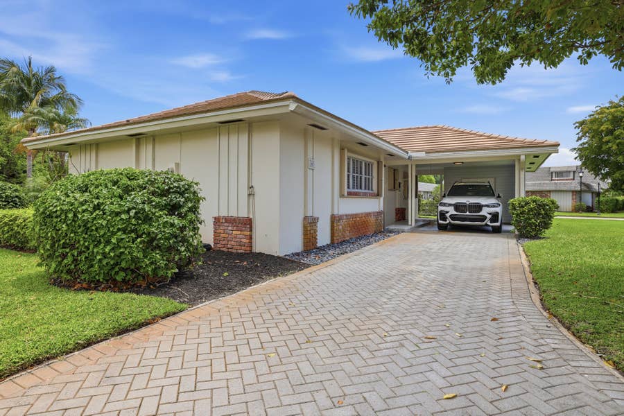 Property photo for 103 Villa Circle, Atlantis, FL