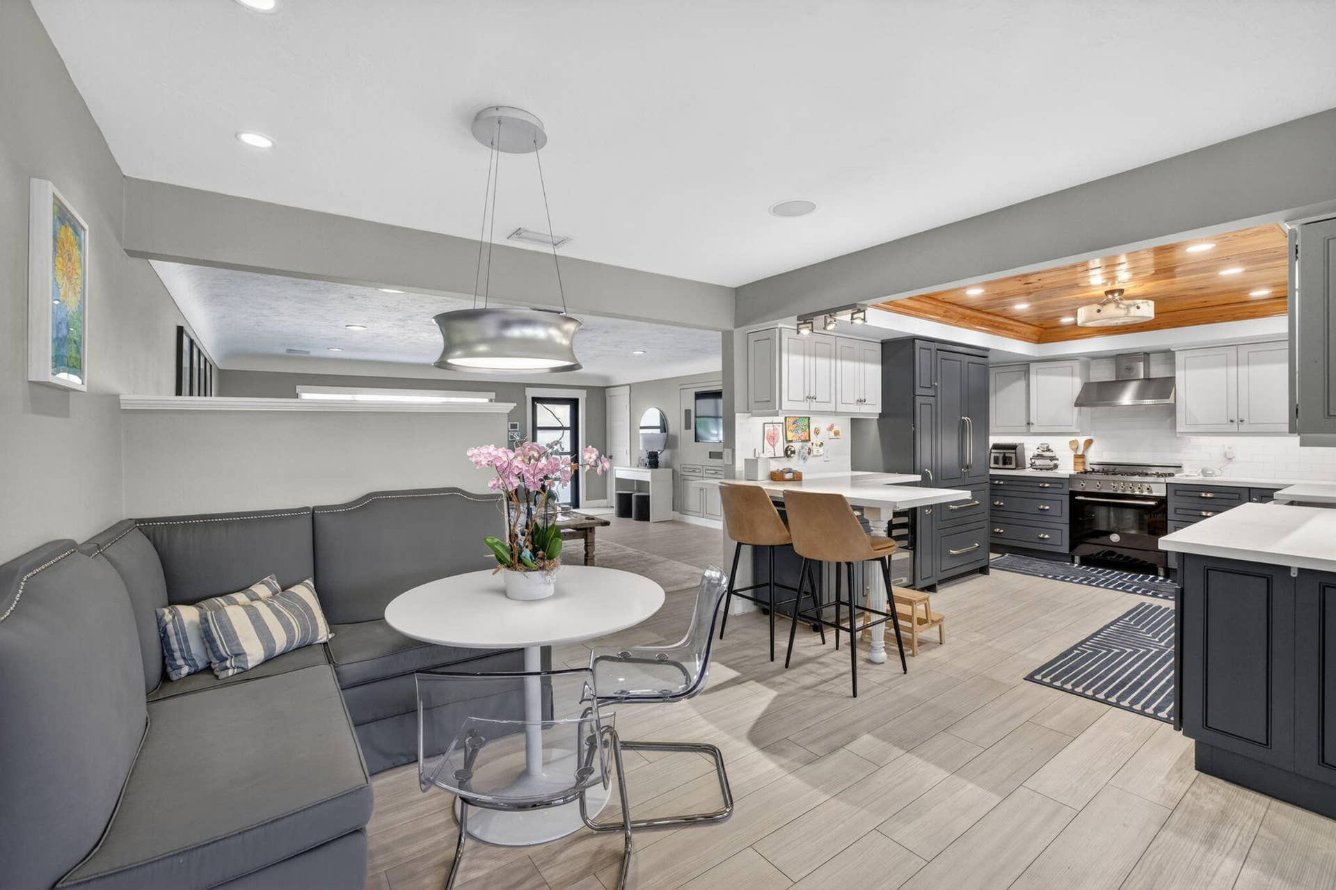 1642 SE 7th Street, Deerfield Beach, FL 33441 1642 SE 7th - Custom Designer Kitchen an