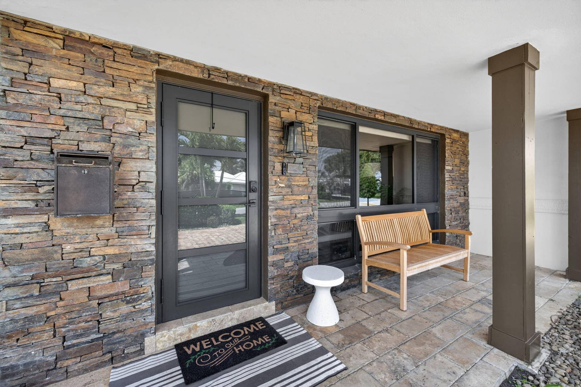 1642 SE 7th Street, Deerfield Beach, FL 33441 1642 SE 7th - Front Patio