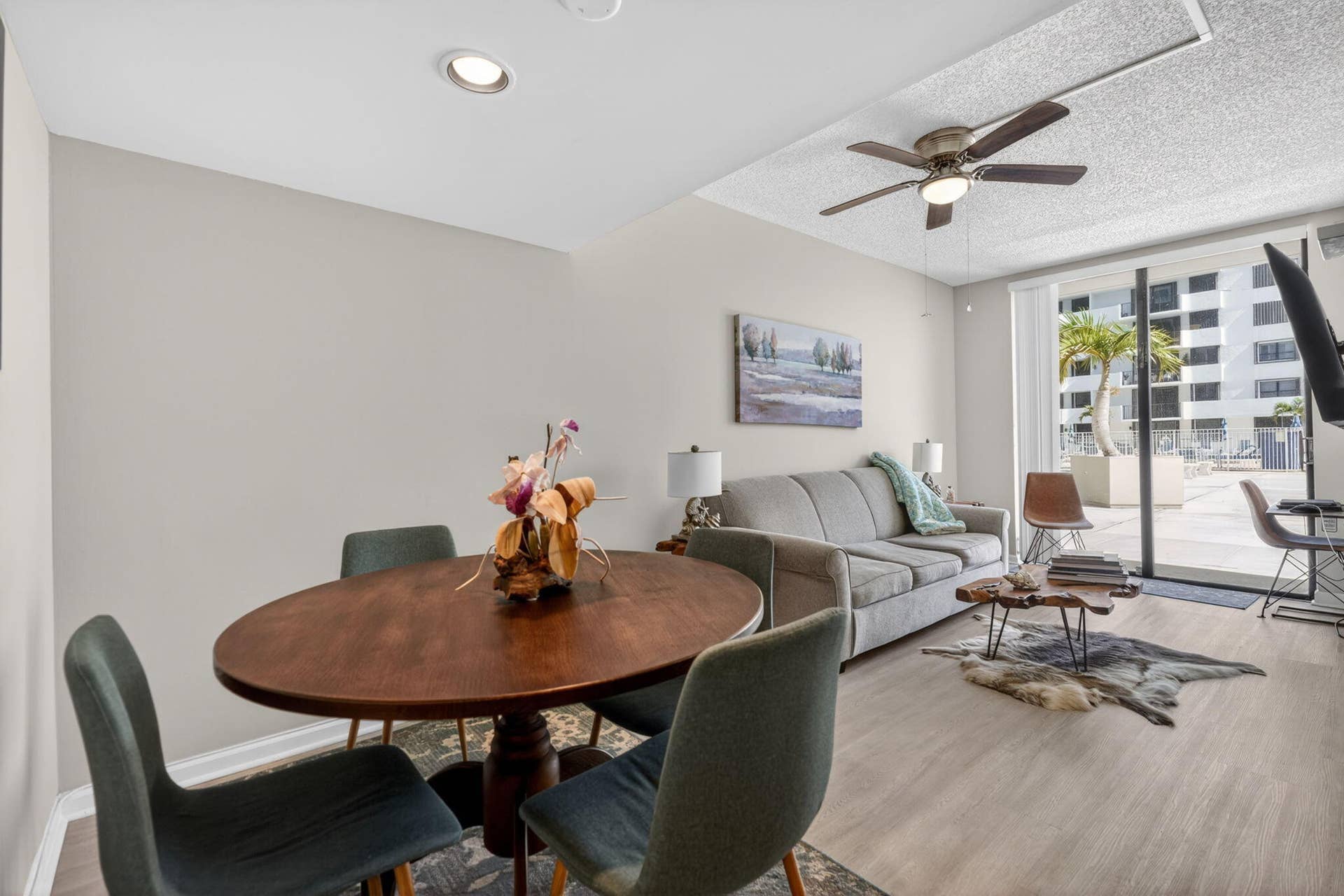 1200 Marine Way, #Bd2, North Palm Beach, FL 33408 Dining Area