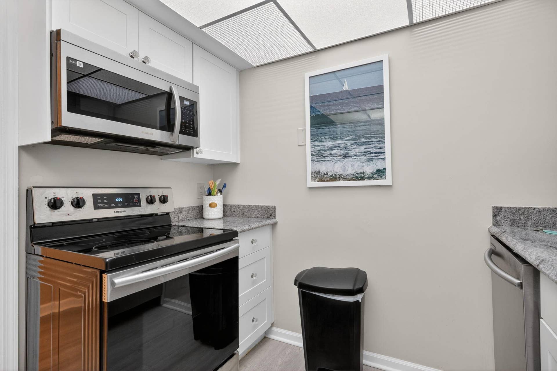 1200 Marine Way, #Bd2, North Palm Beach, FL 33408 Kitchen 3