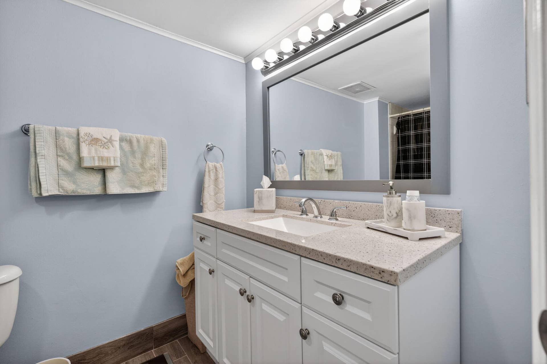 1200 Marine Way, #Bd2, North Palm Beach, FL 33408 Bathroom