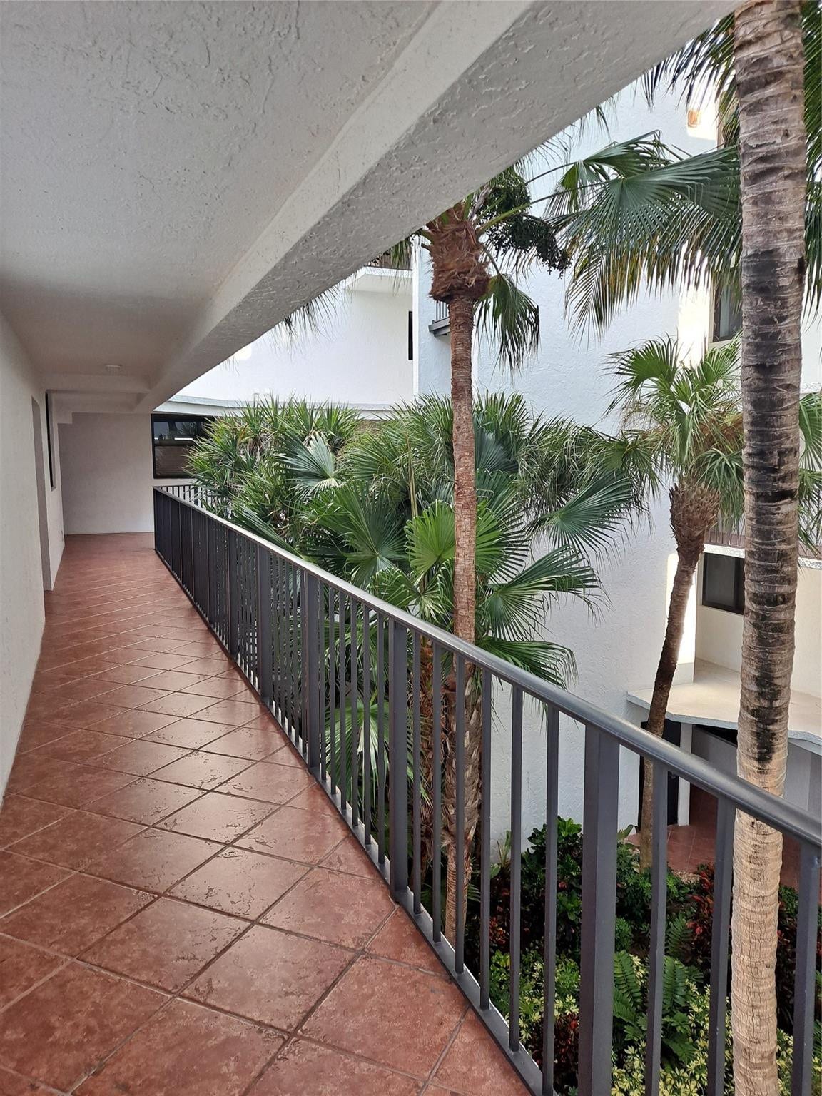 2565 S Ocean Boulevard, #201n, Boca Raton, Highland Beach, FL 33487 Walkway to Unit