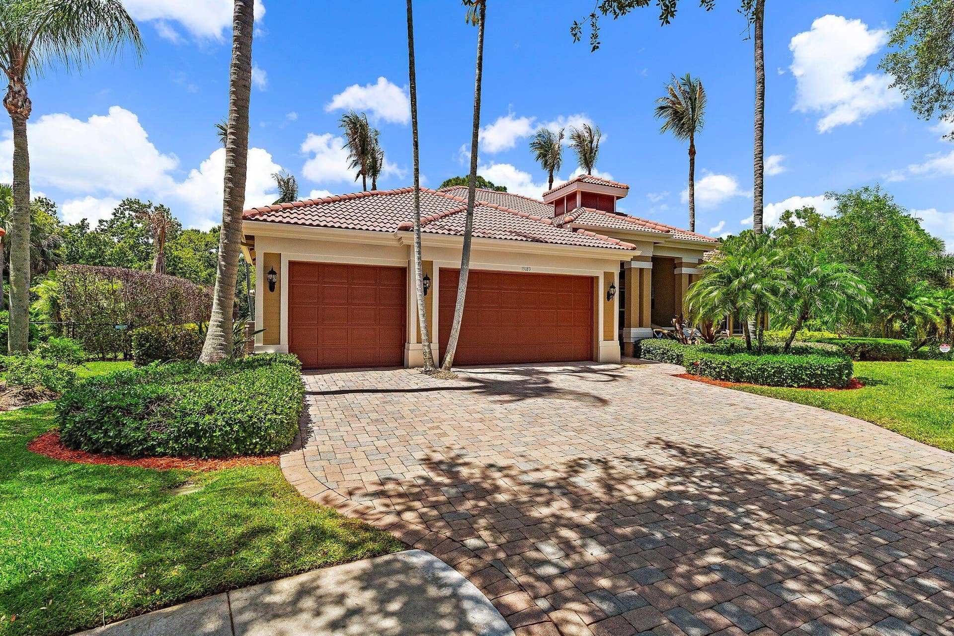 19189 Tamara Lane, Jupiter, FL 33458 025-19123TamaraLn-Jupiter-SMALL