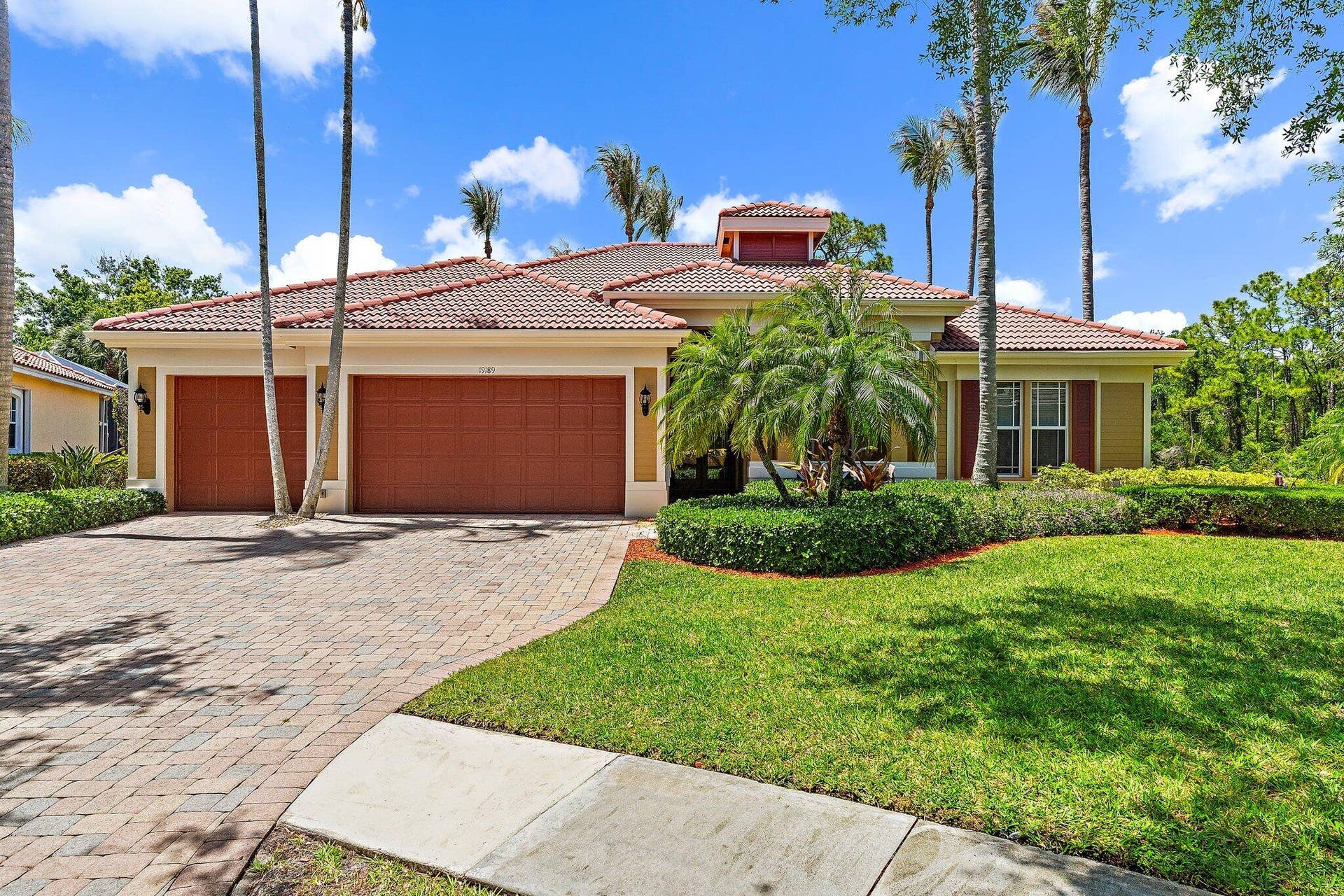 19189 Tamara Lane, Jupiter, FL 33458 027-19123TamaraLn-Jupiter-SMALL