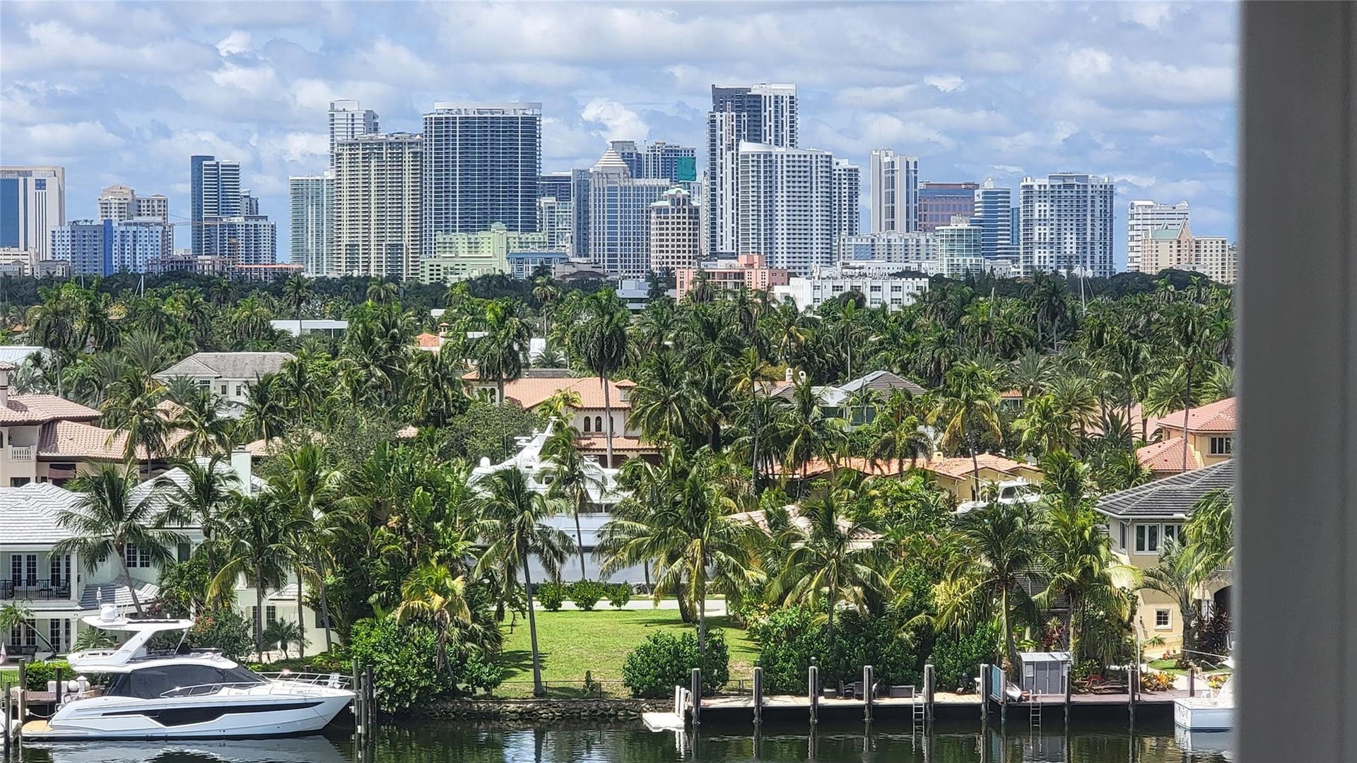 333 Sunset Drive, #503, Fort Lauderdale, FL 33301 Kitchen Sink View