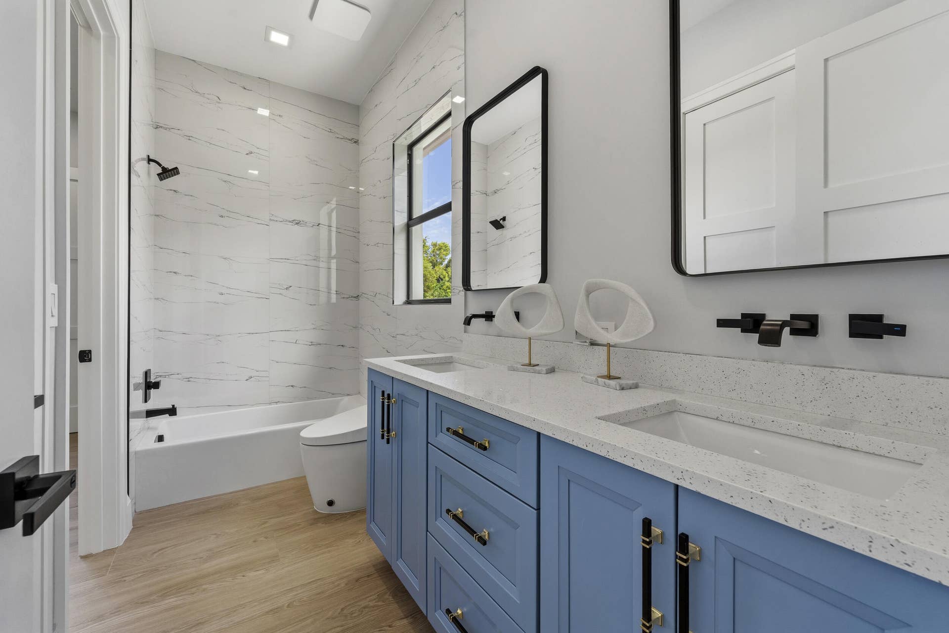 16149 73rd Terrace N, West Palm Beach, FL 33418 Jack and Jill Bath
